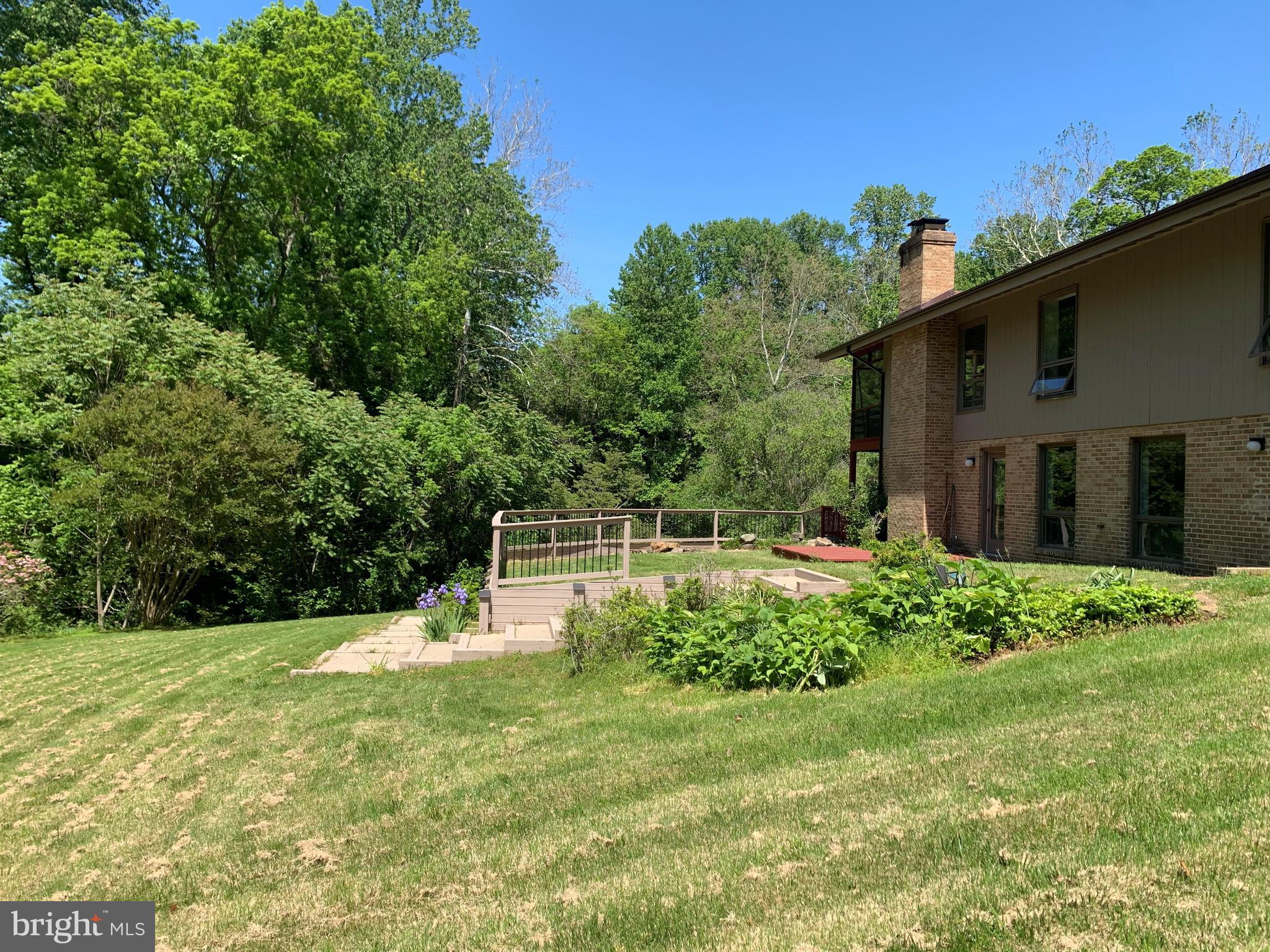 SCIENTISTS CLIFFS - Residential