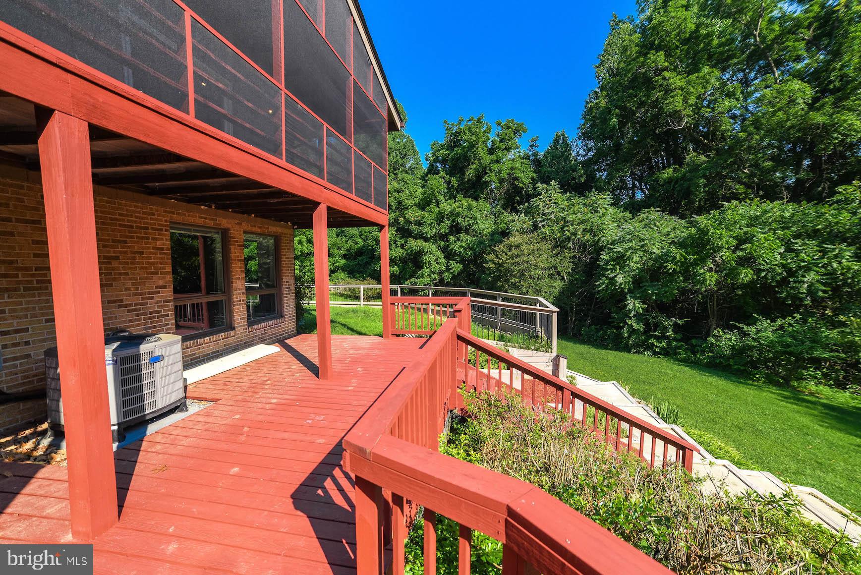 SCIENTISTS CLIFFS - Residential