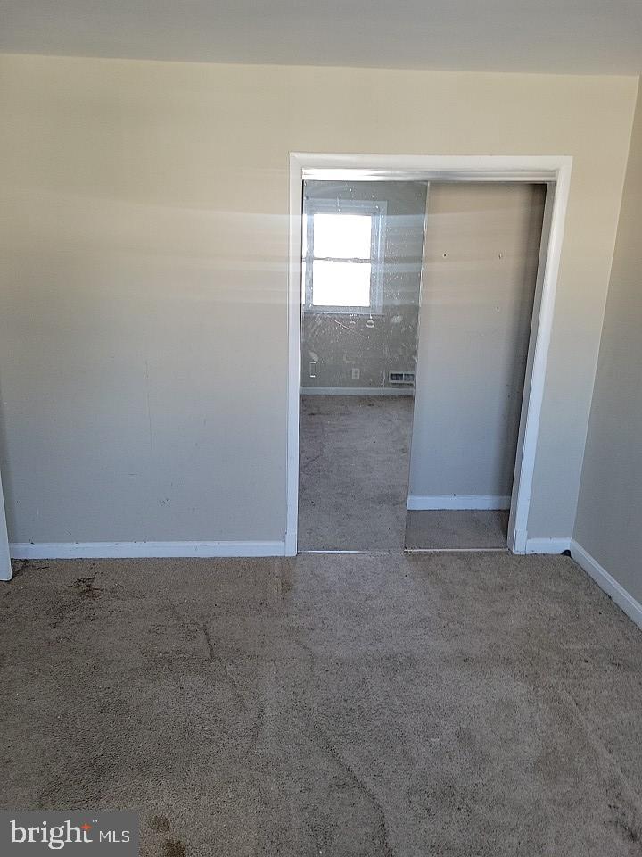 CHINQUAPIN PARK - Residential