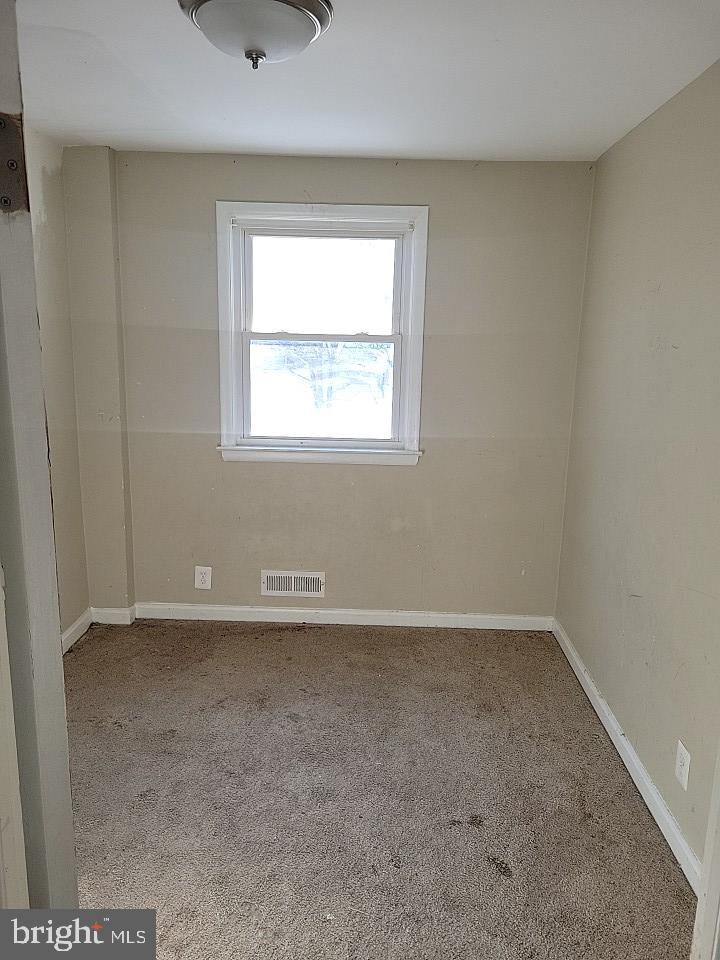 CHINQUAPIN PARK - Residential