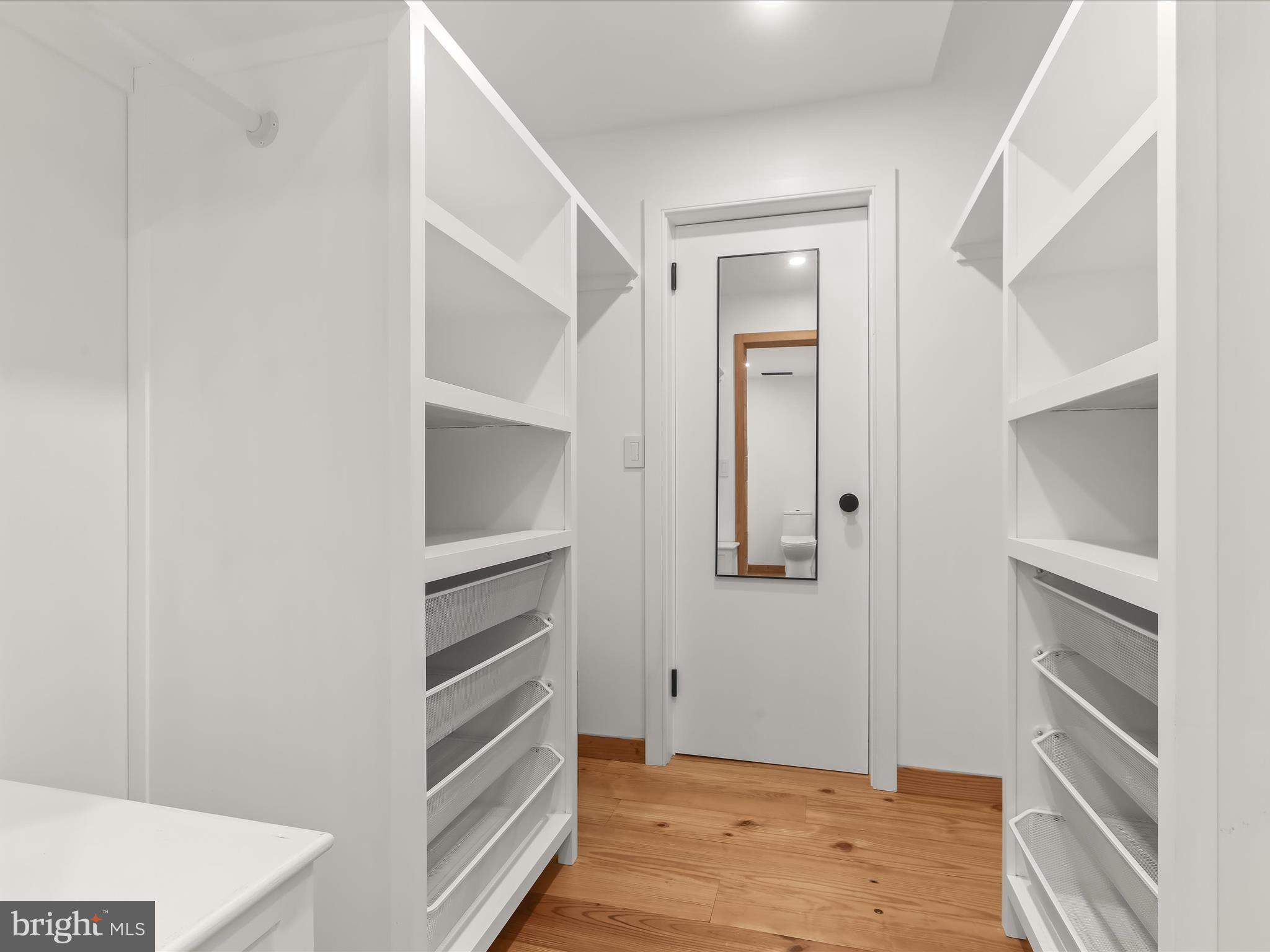 ROLAND PARK - Residential