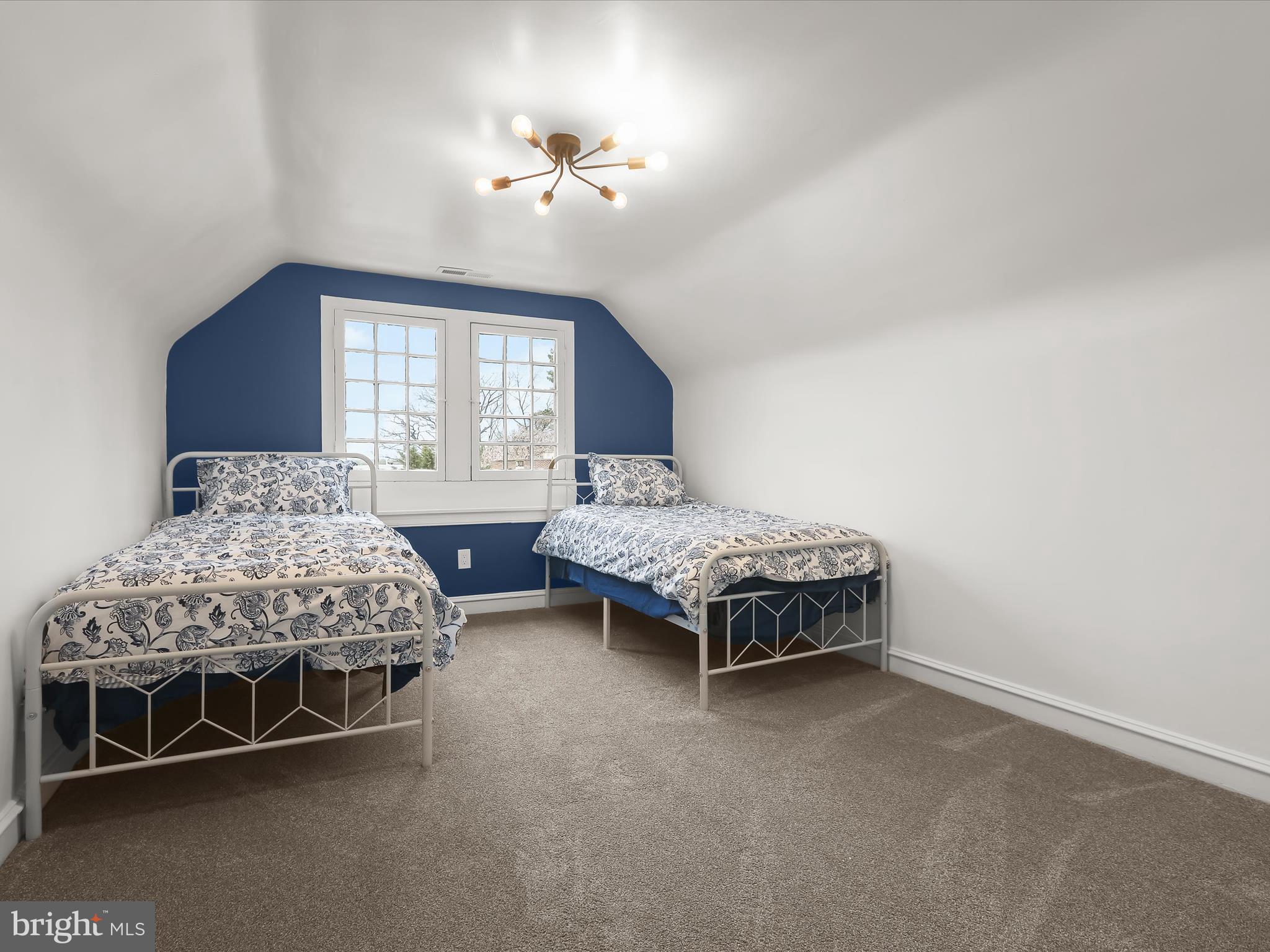 ROLAND PARK - Residential