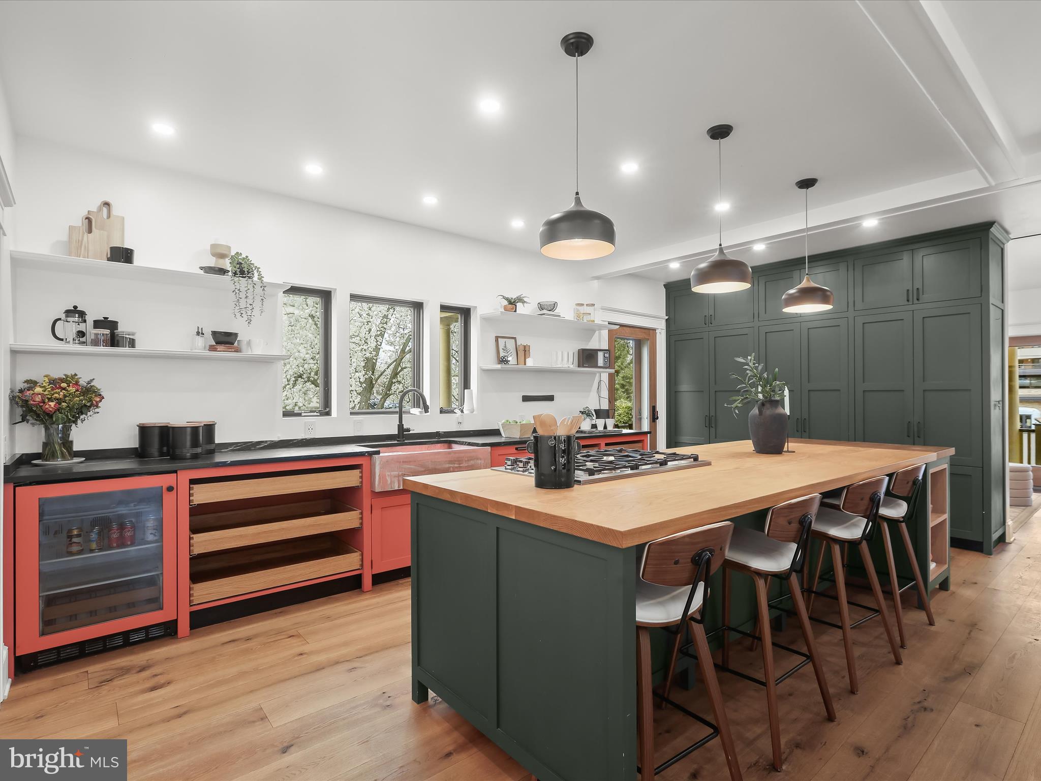 ROLAND PARK - Residential