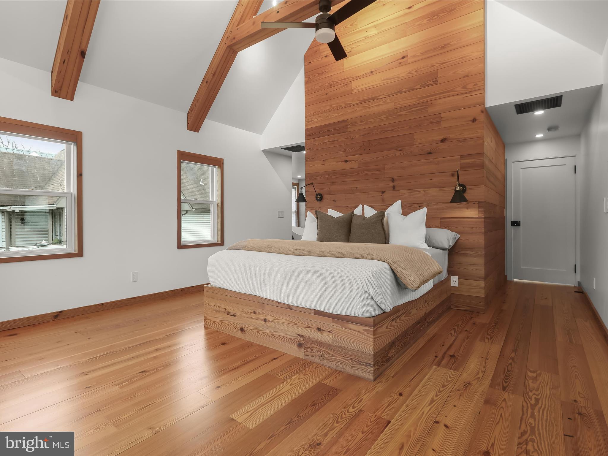 ROLAND PARK - Residential