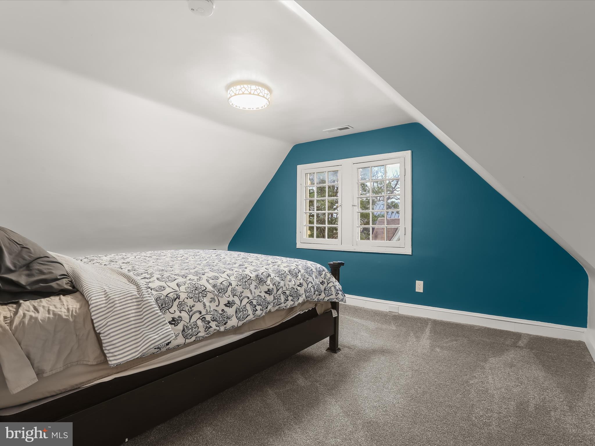 ROLAND PARK - Residential