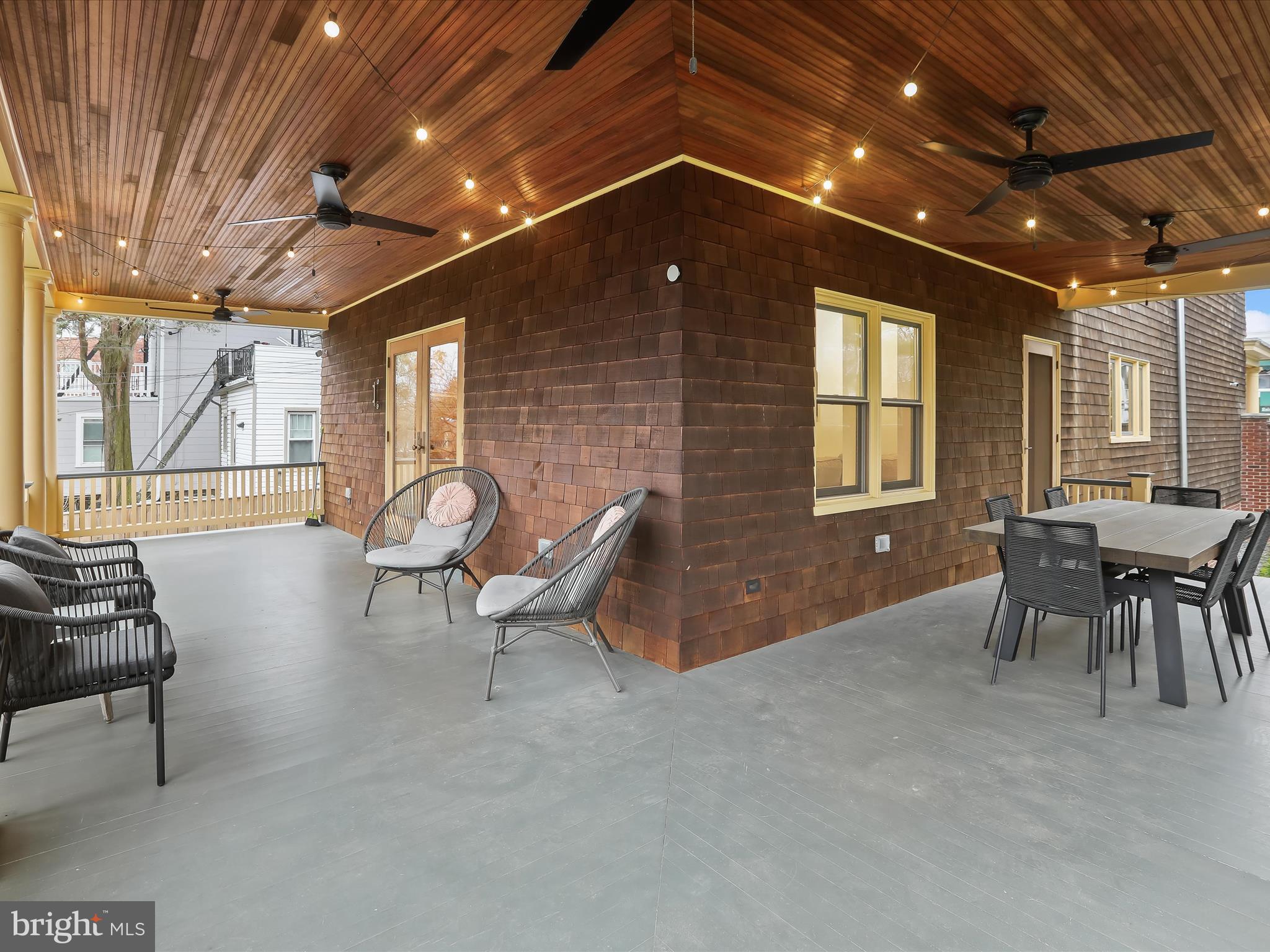 ROLAND PARK - Residential