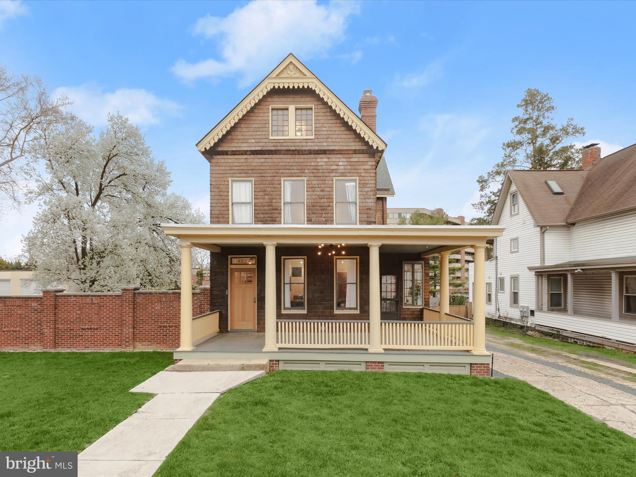 ROLAND PARK - Residential