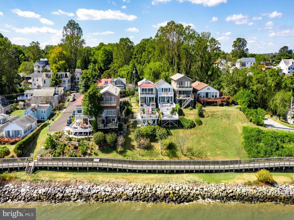 NORTH CHESAPEAKE BEACH - Residential Lease