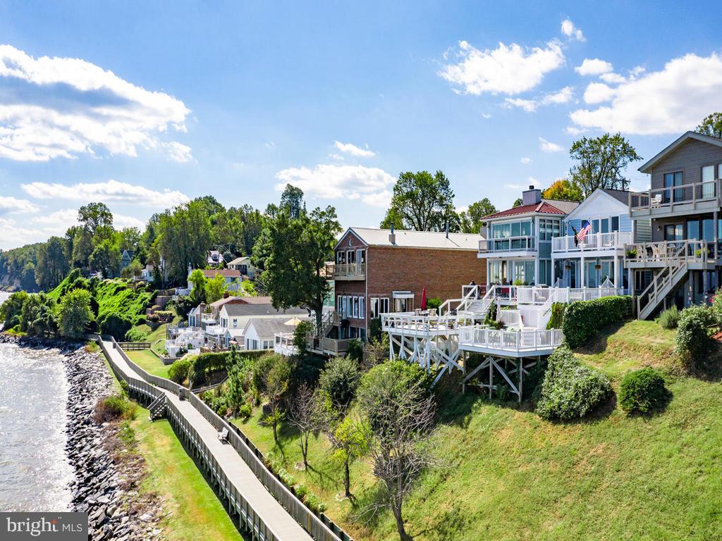 NORTH CHESAPEAKE BEACH - Residential Lease