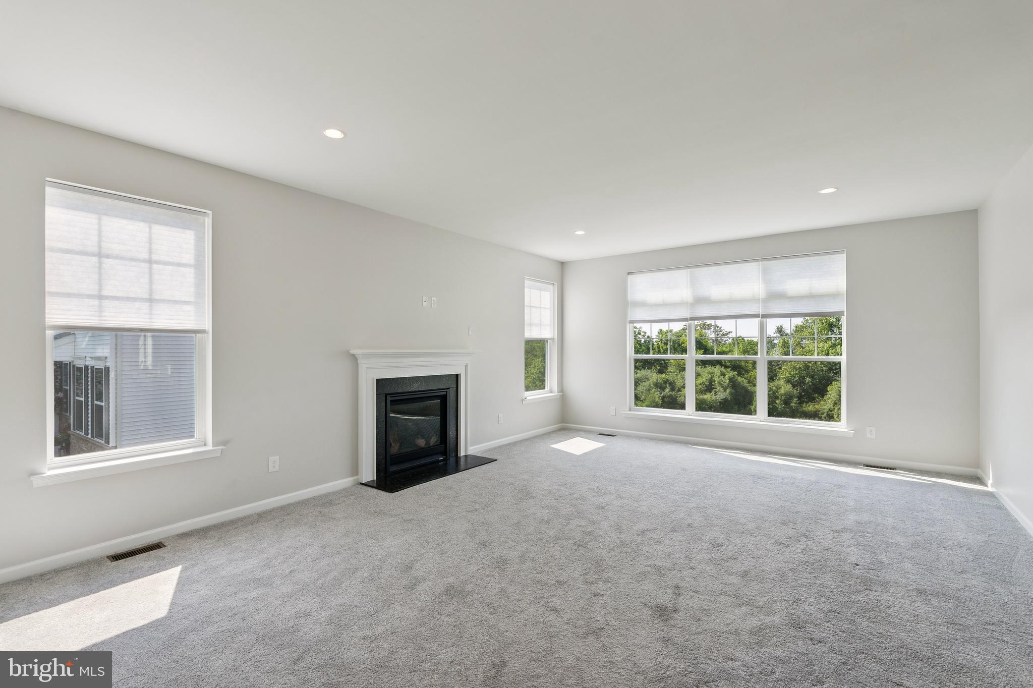 RIDGECREST - Residential