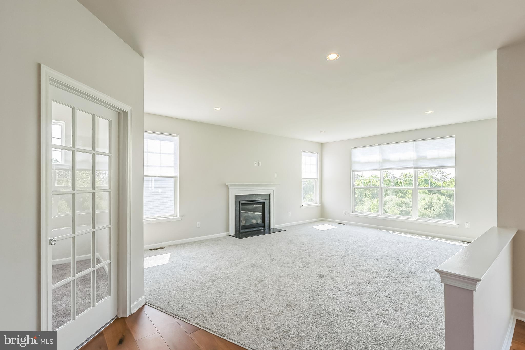 RIDGECREST - Residential