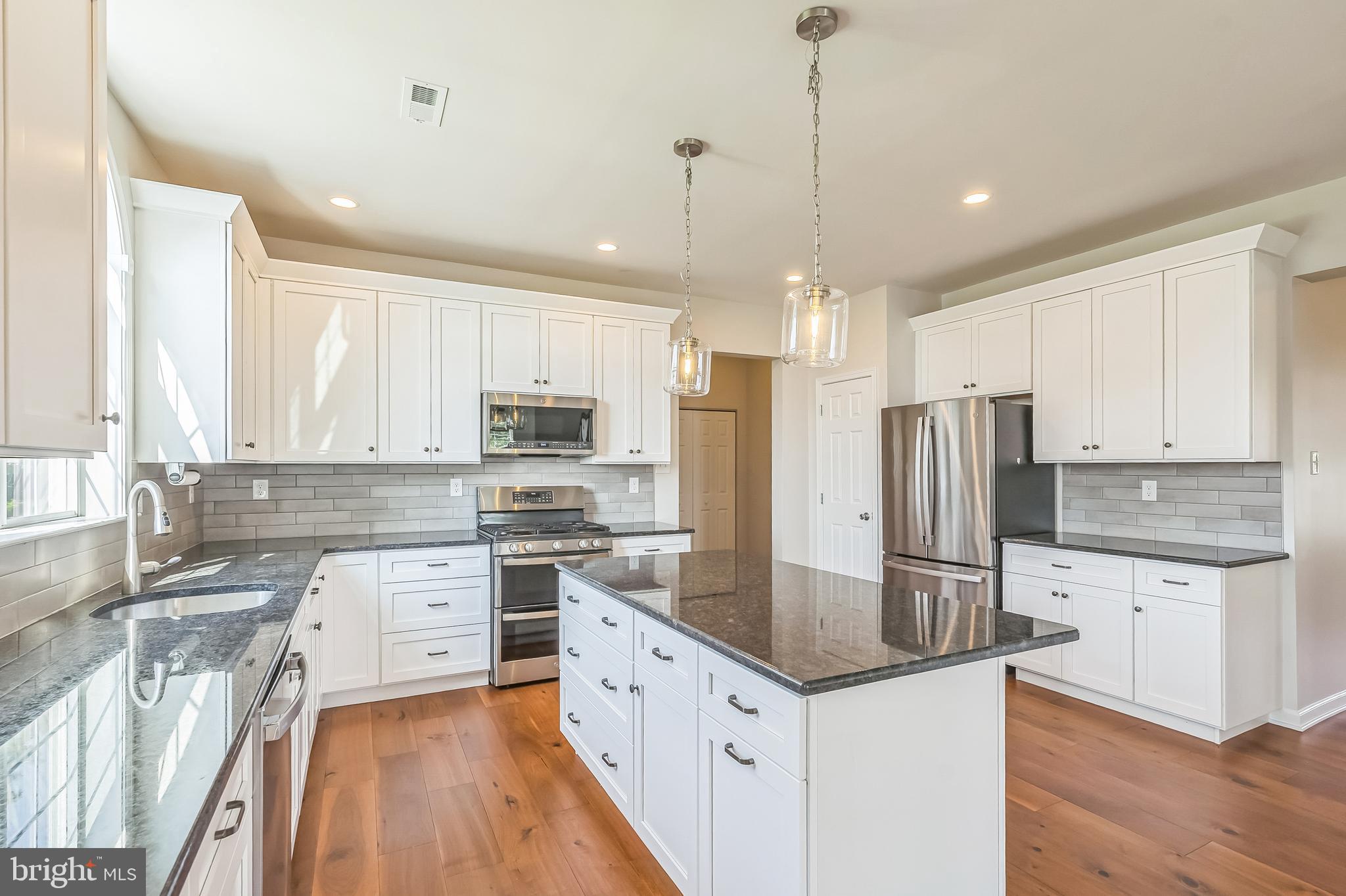 RIDGECREST - Residential