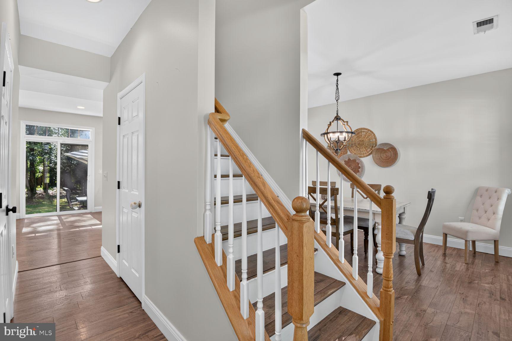 1405 JAMES WAY