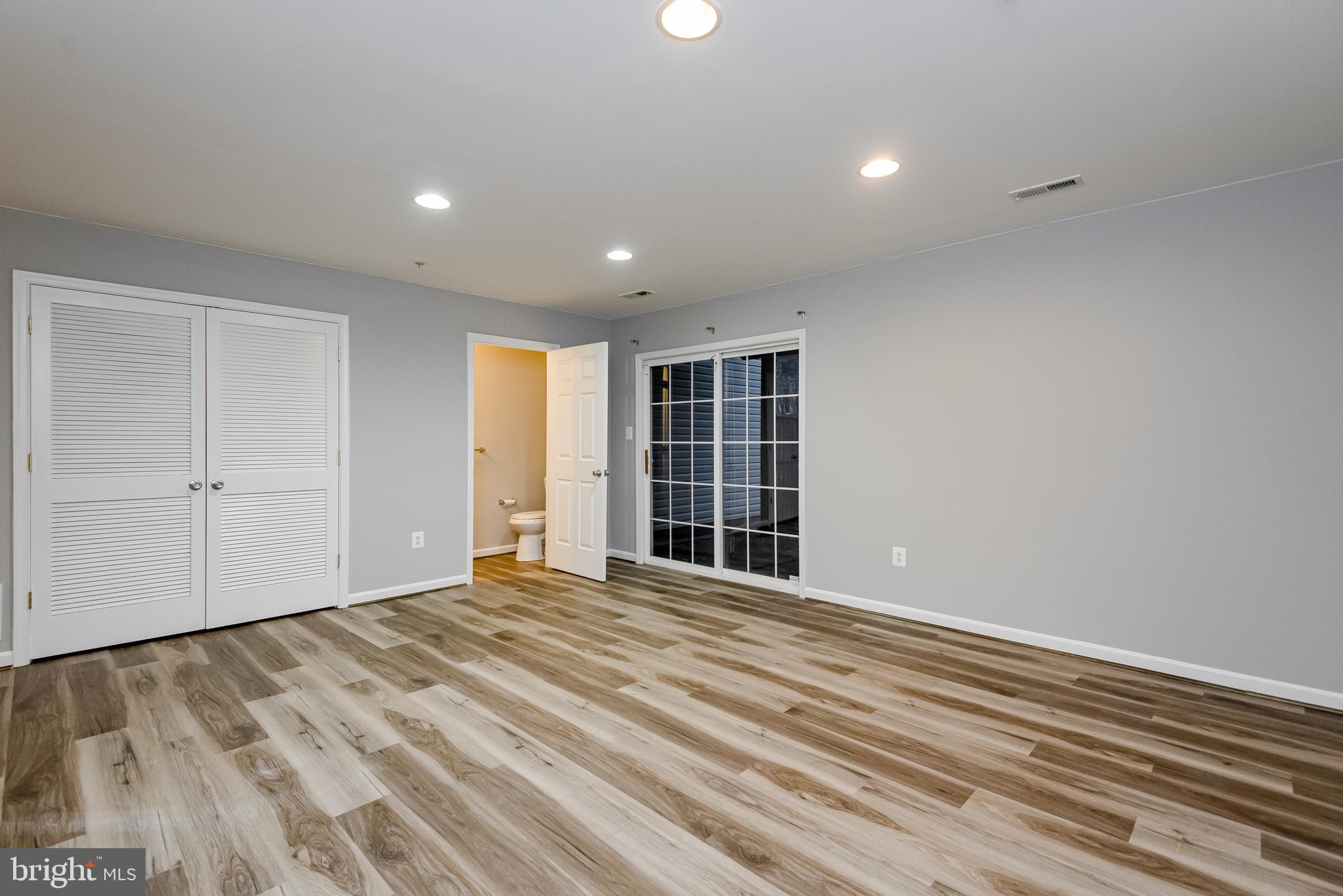 PINEY ORCHARD - Residential