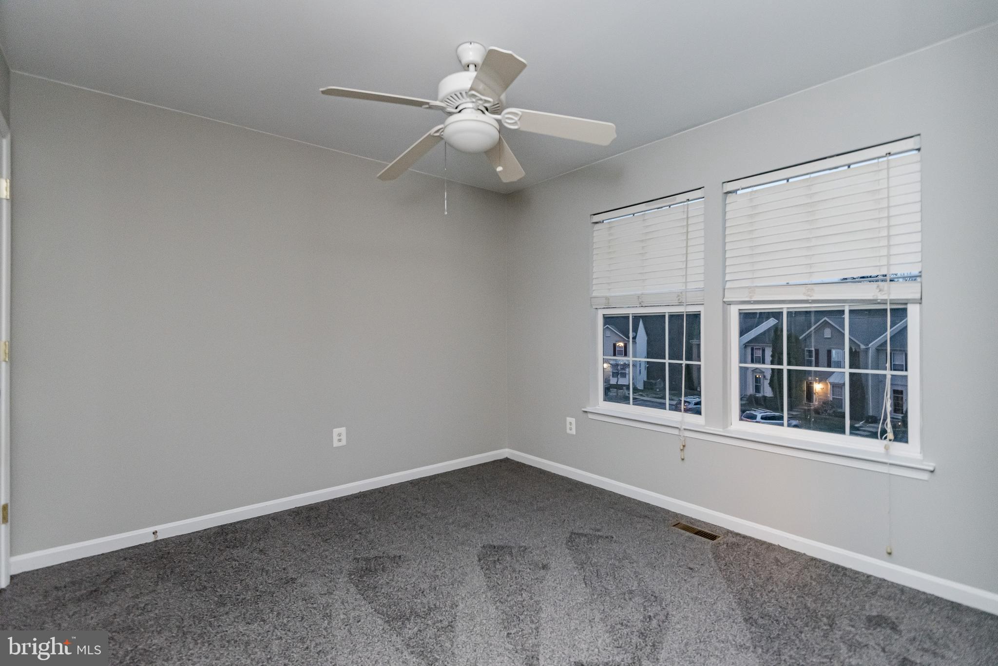 PINEY ORCHARD - Residential