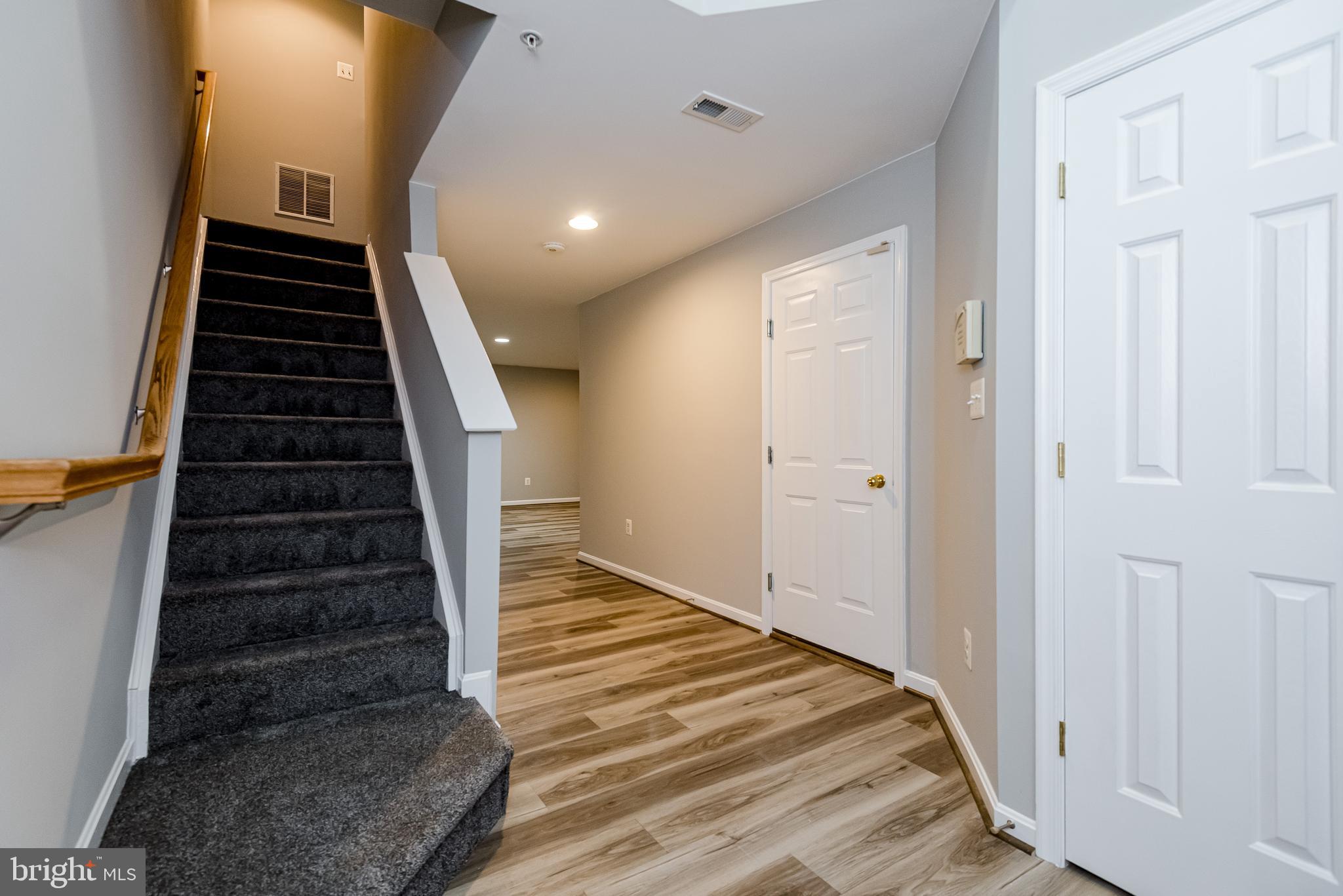 PINEY ORCHARD - Residential