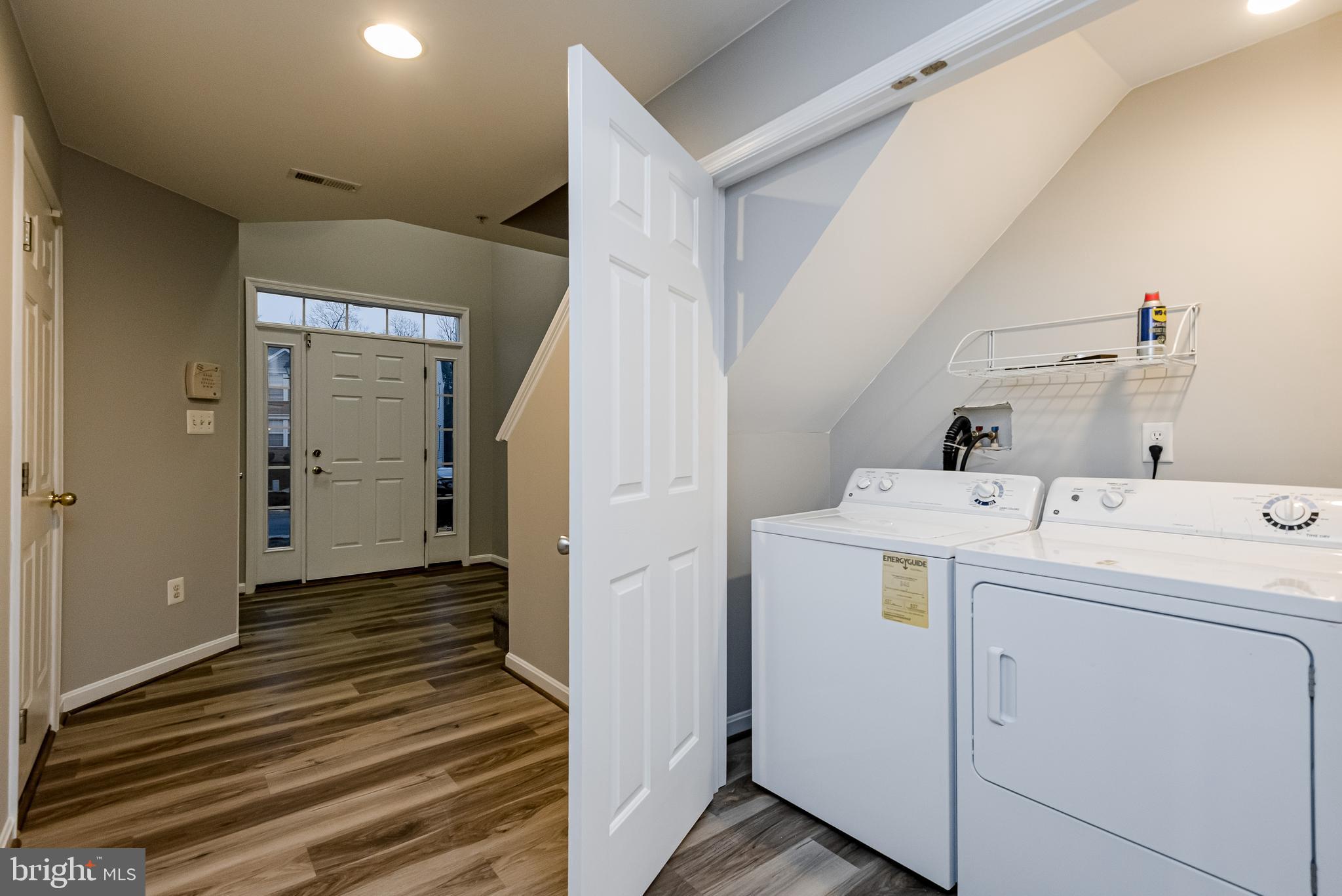 PINEY ORCHARD - Residential