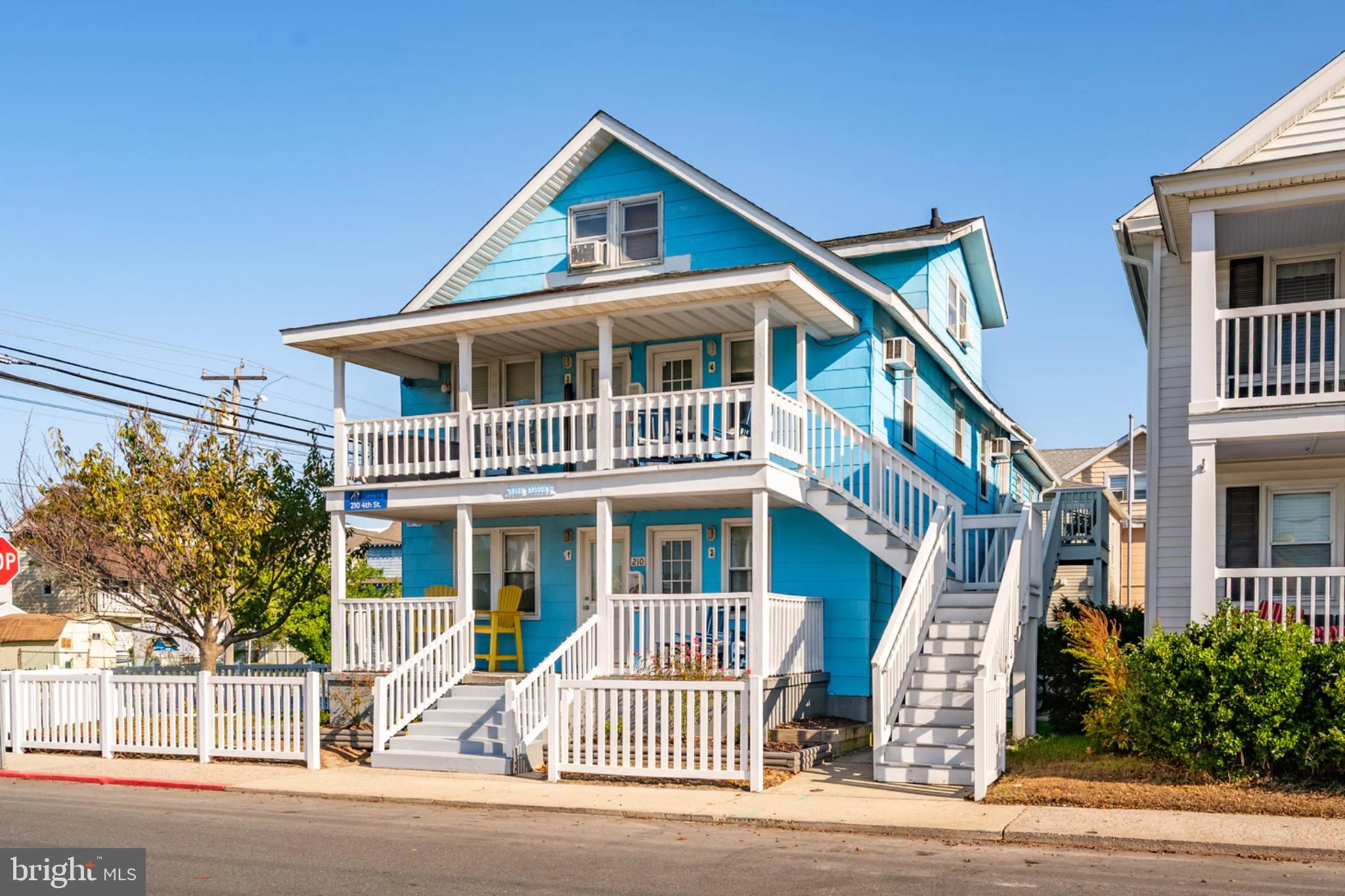 210 4th Street Unit 4