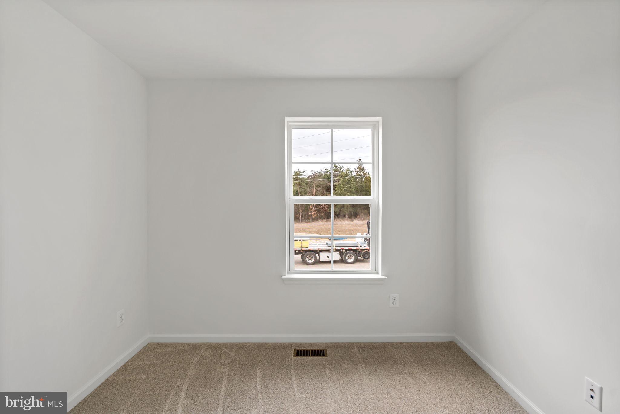 WHISPERING PINES - Residential