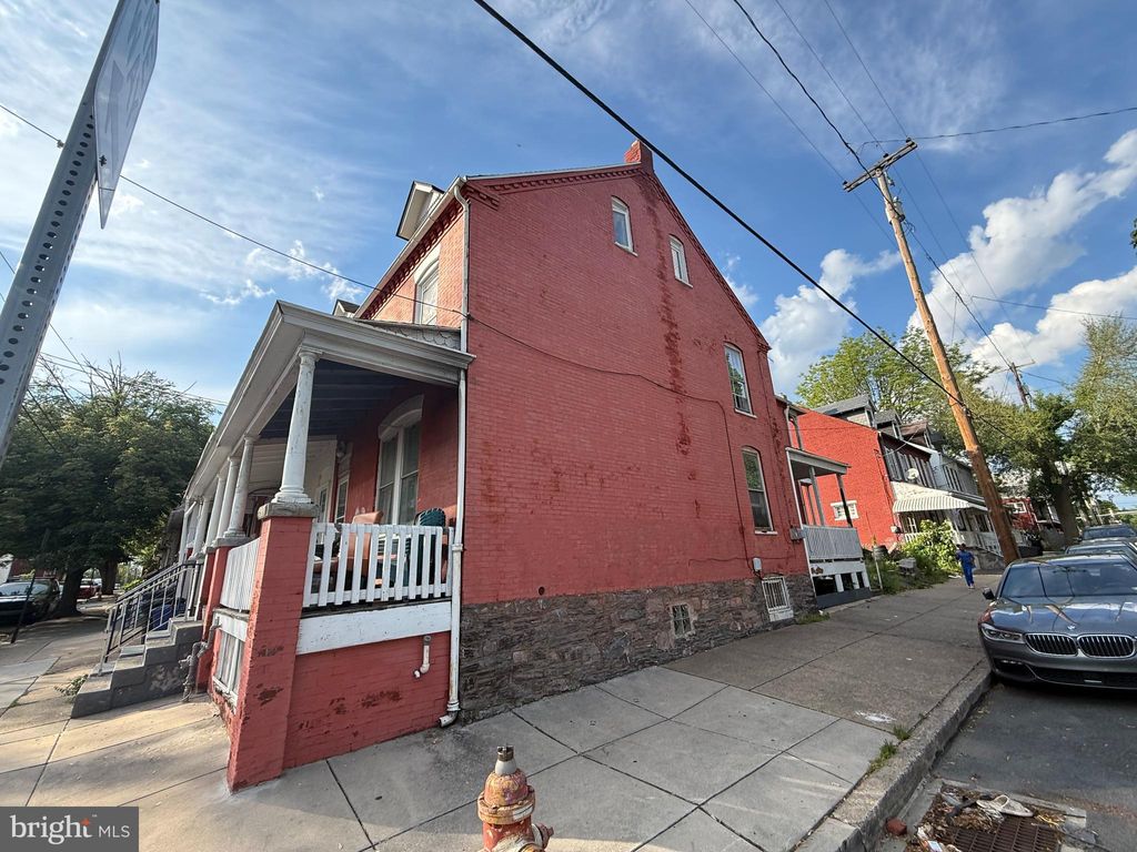 Photo of 567 S Christian Street, LANCASTER, PA 17602 (MLS # PALA2070654)