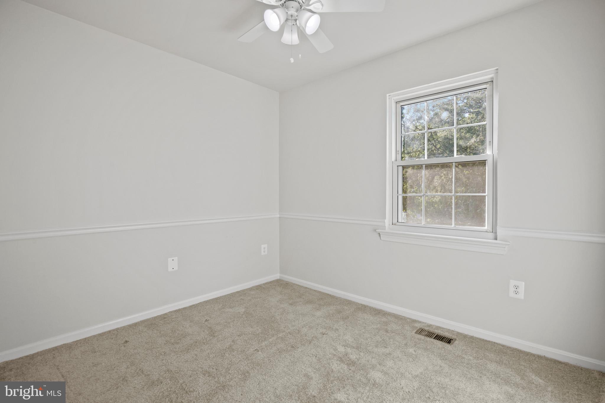 HERITAGE SQUARE - Residential