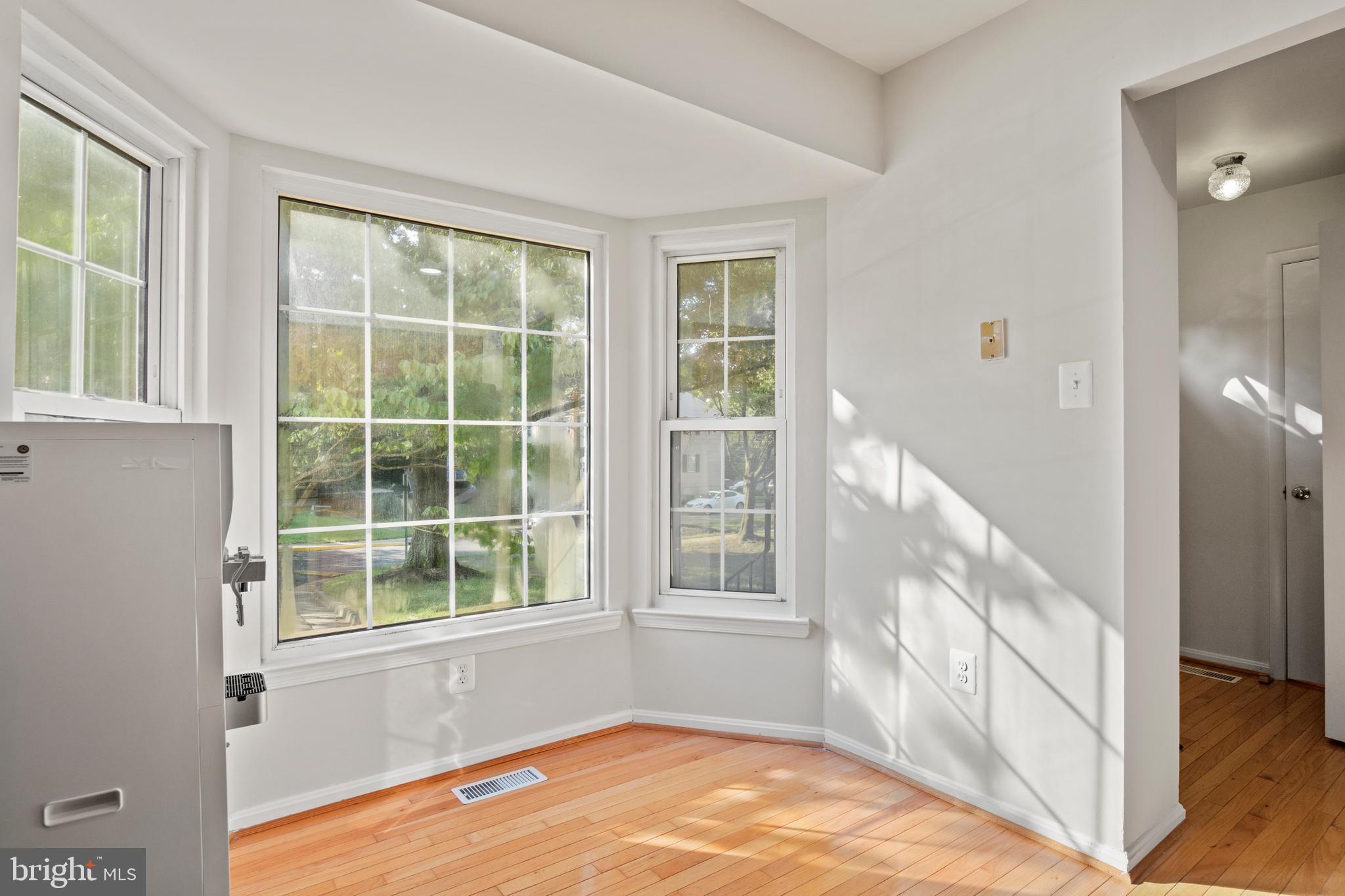 HERITAGE SQUARE - Residential