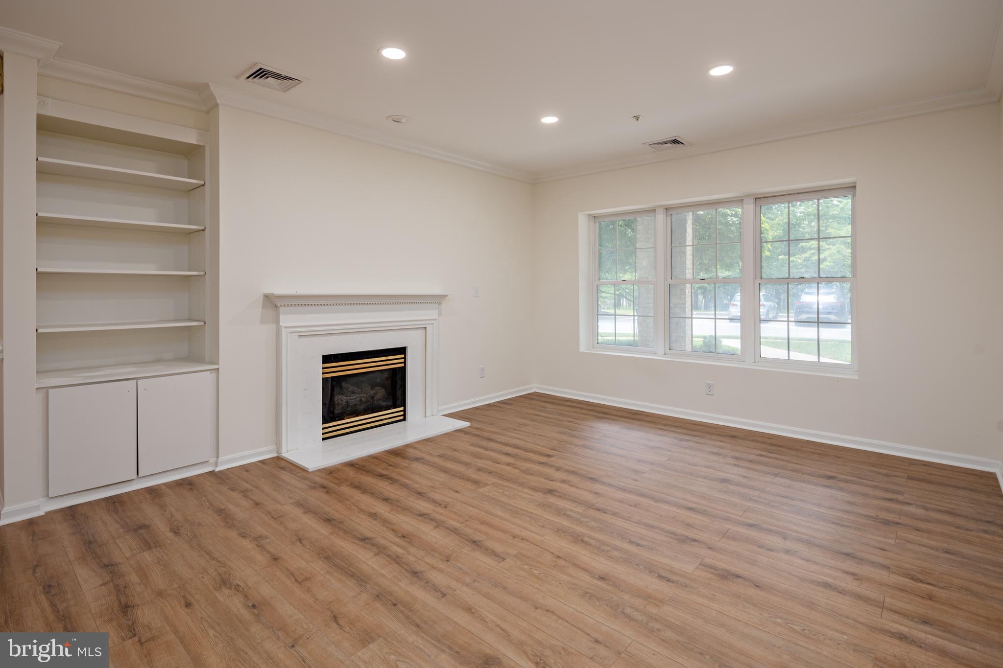 200 BELMONT FOREST COURT 101