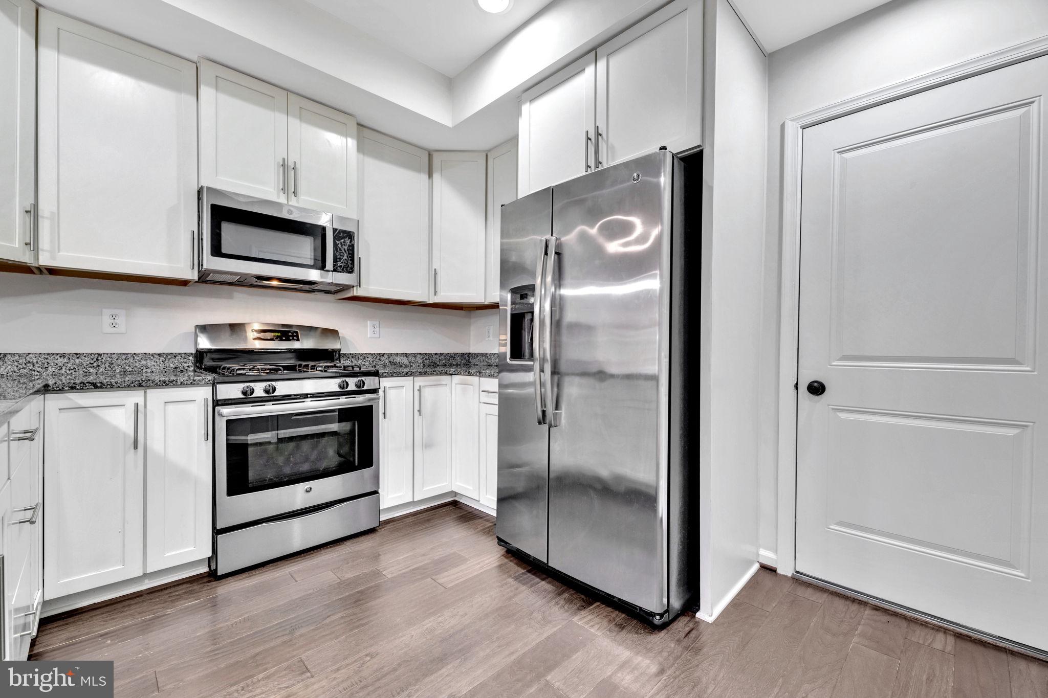 GREENBELT STATION - Residential