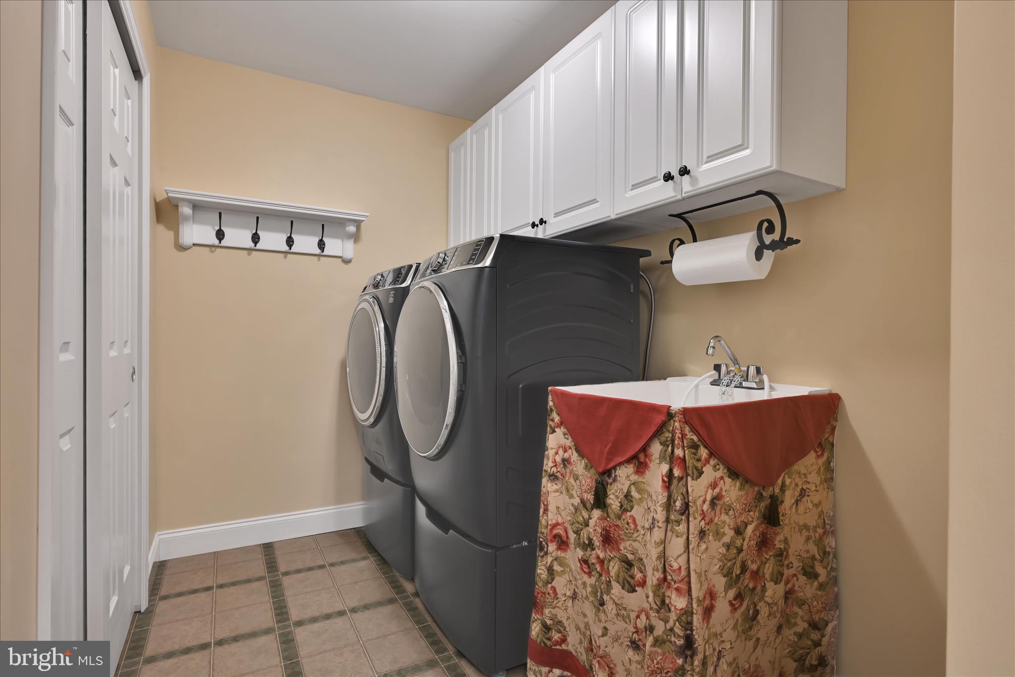 MILLCREEK - Residential