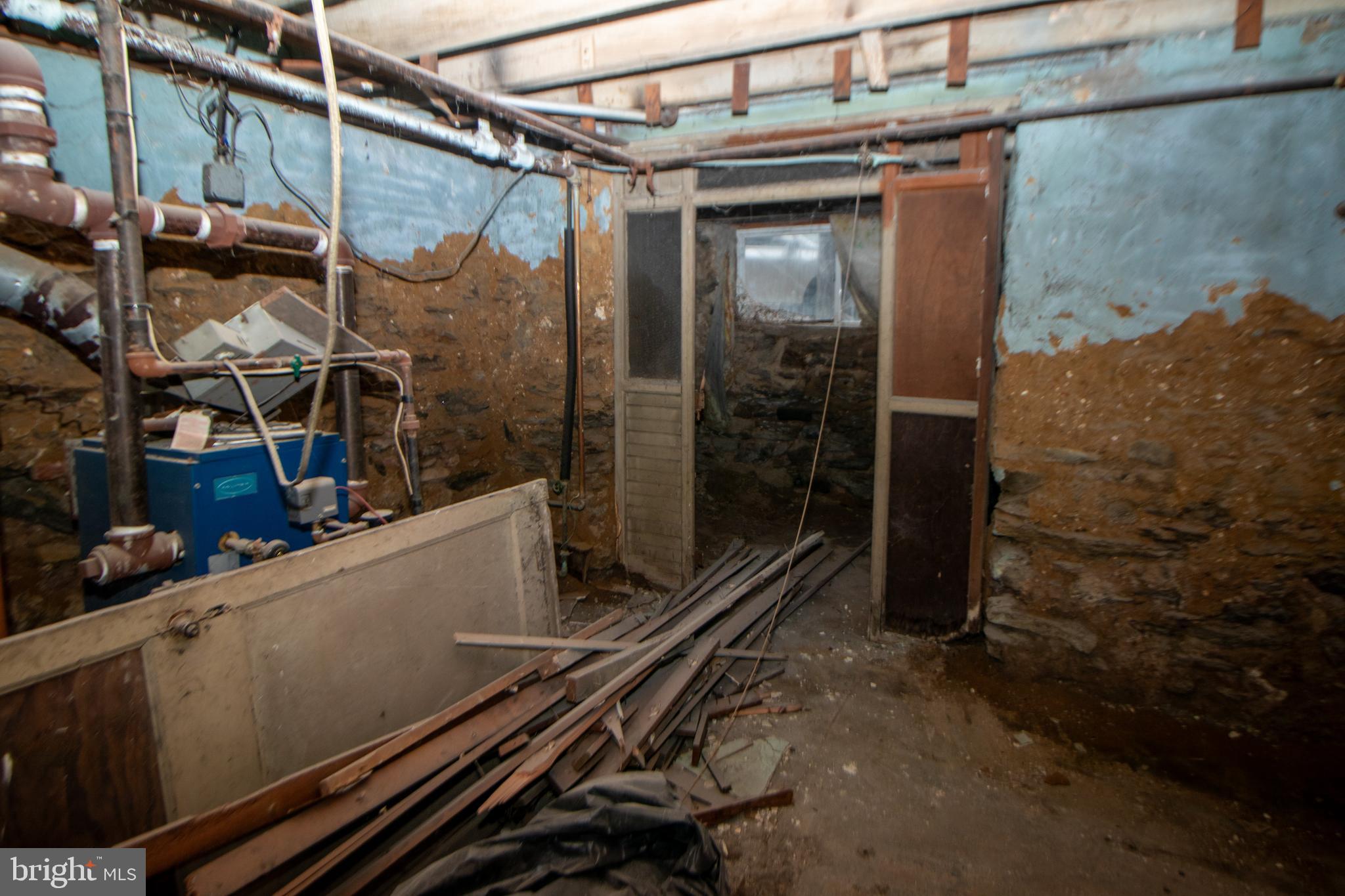 STRAWBERRY MANSION - Residential