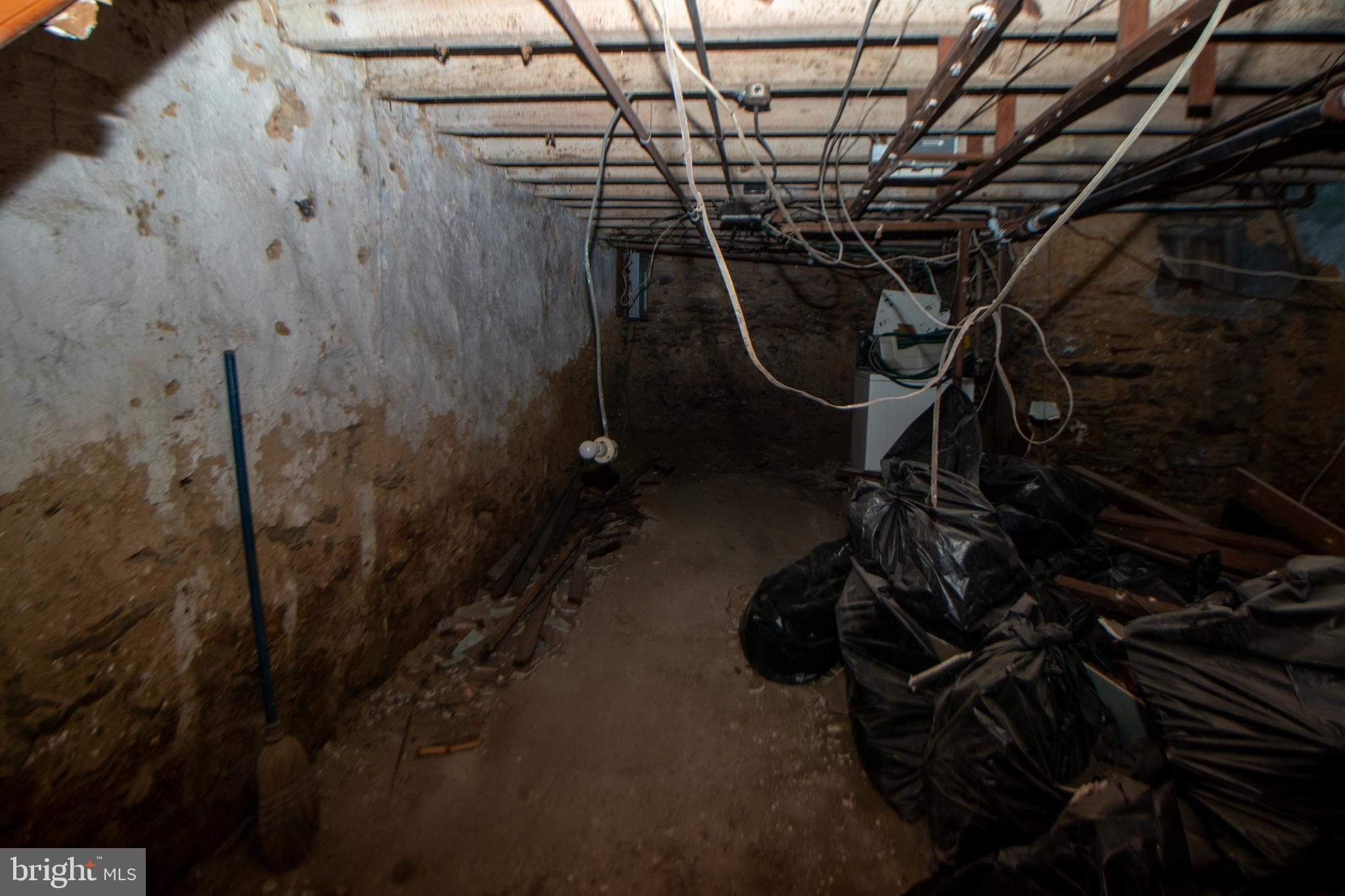 STRAWBERRY MANSION - Residential