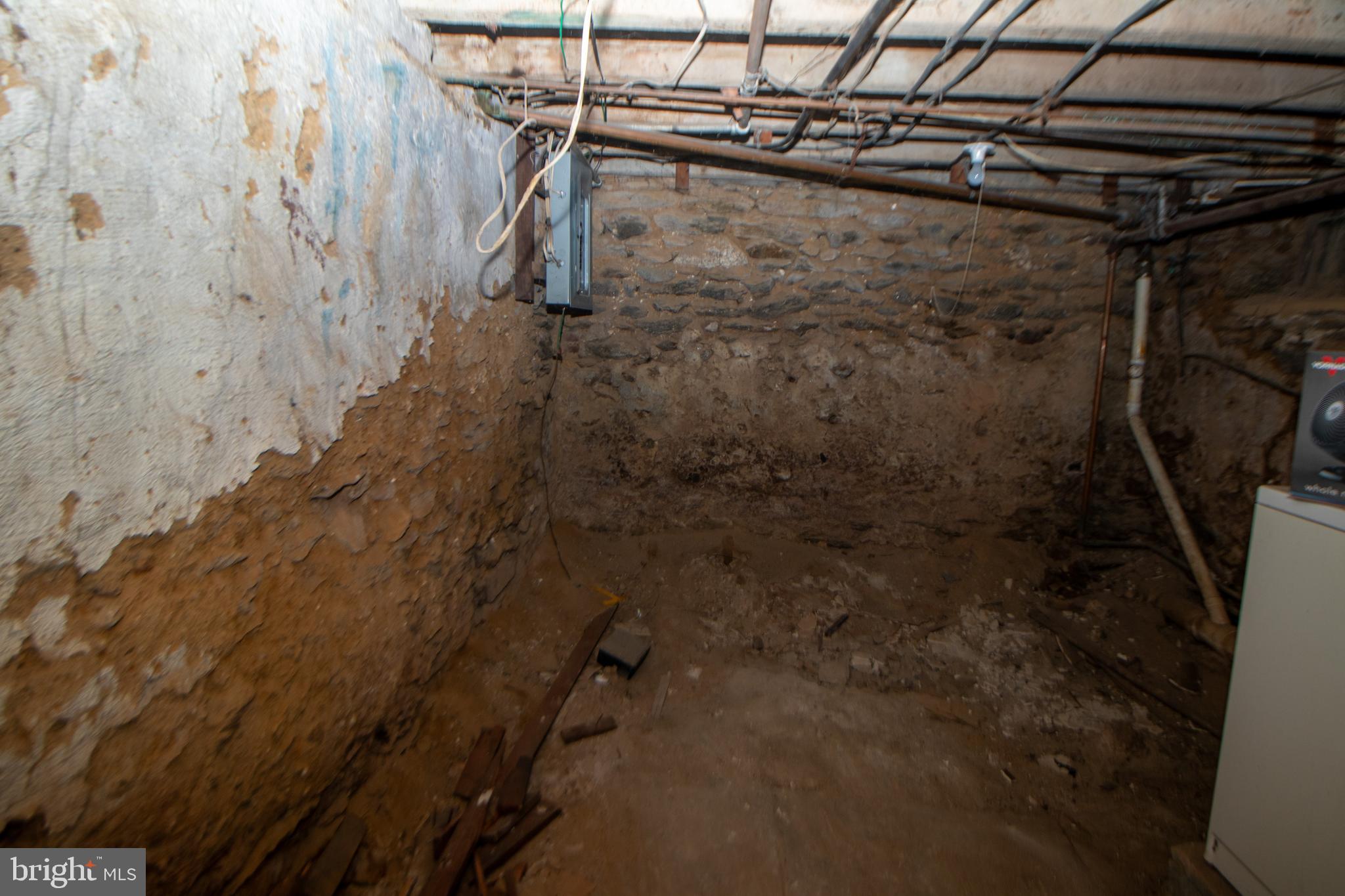 STRAWBERRY MANSION - Residential