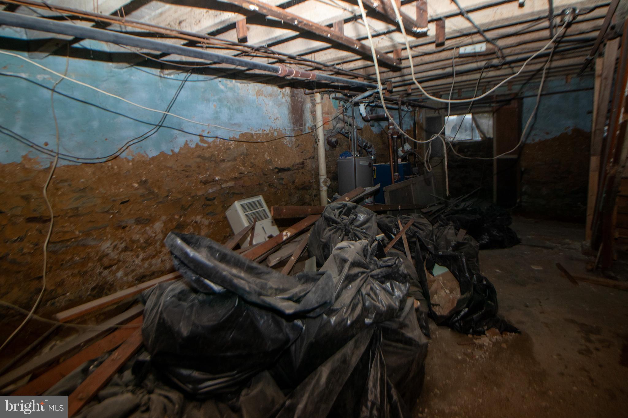 STRAWBERRY MANSION - Residential