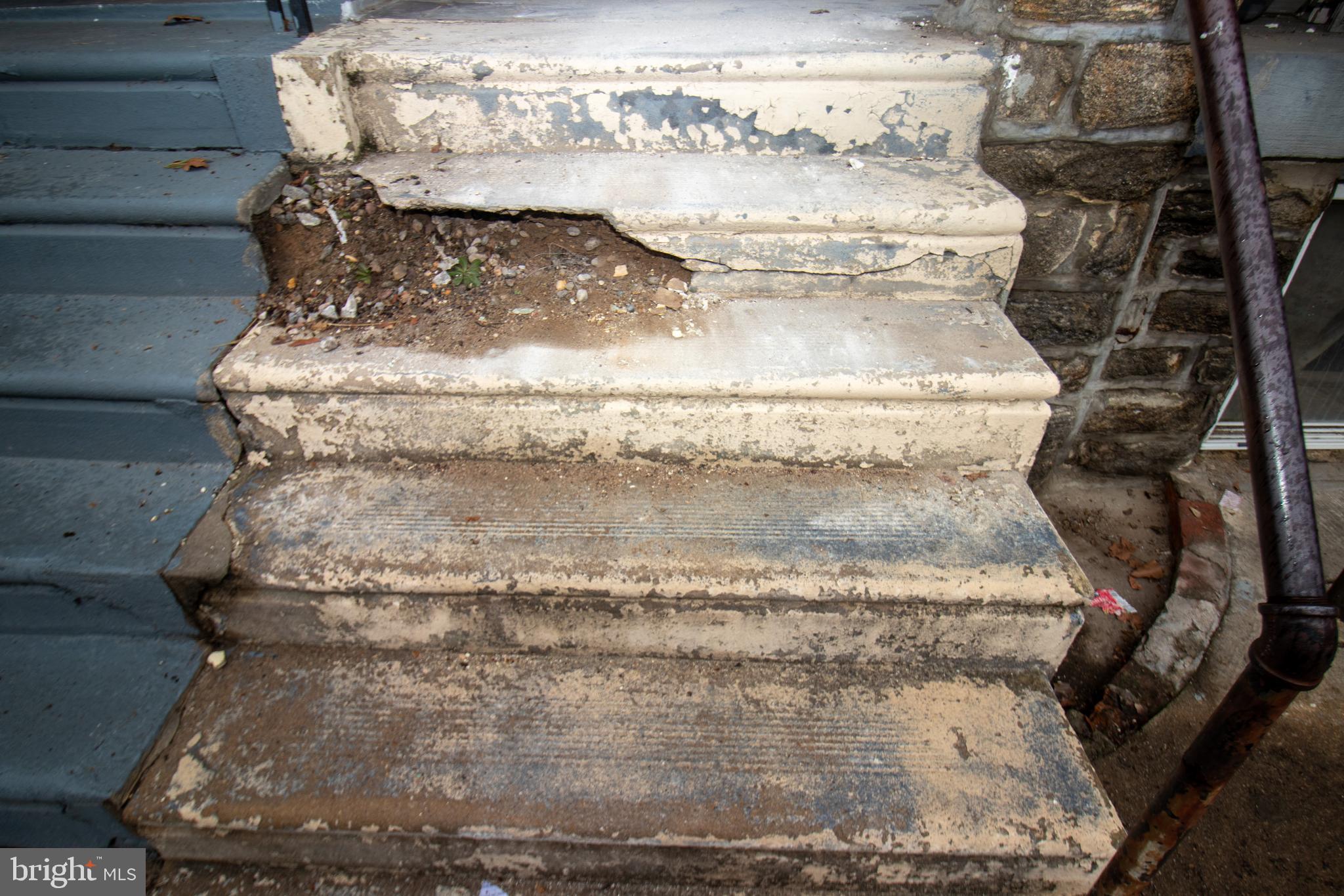 STRAWBERRY MANSION - Residential