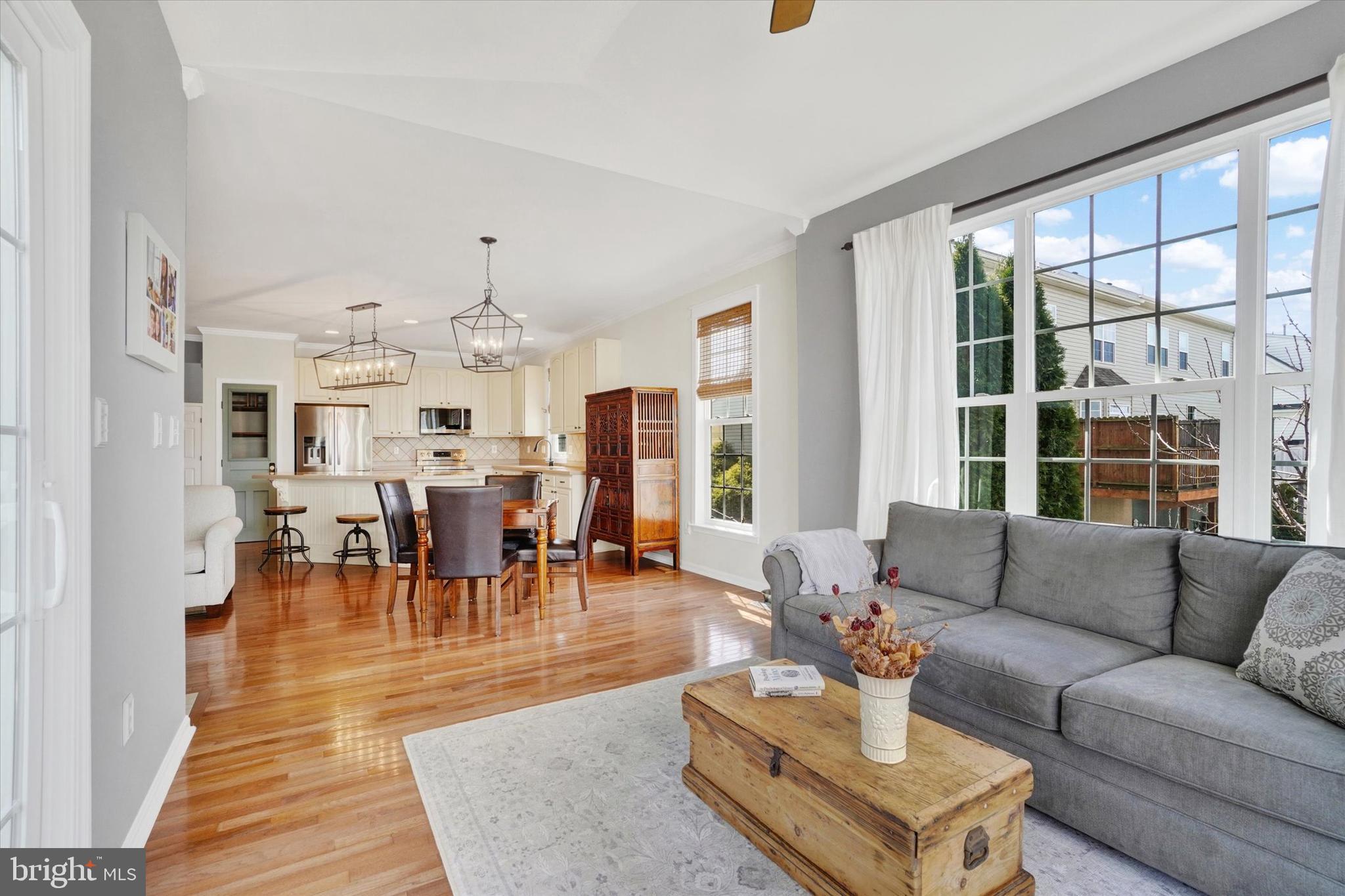 LOGANS RESERVE - Residential