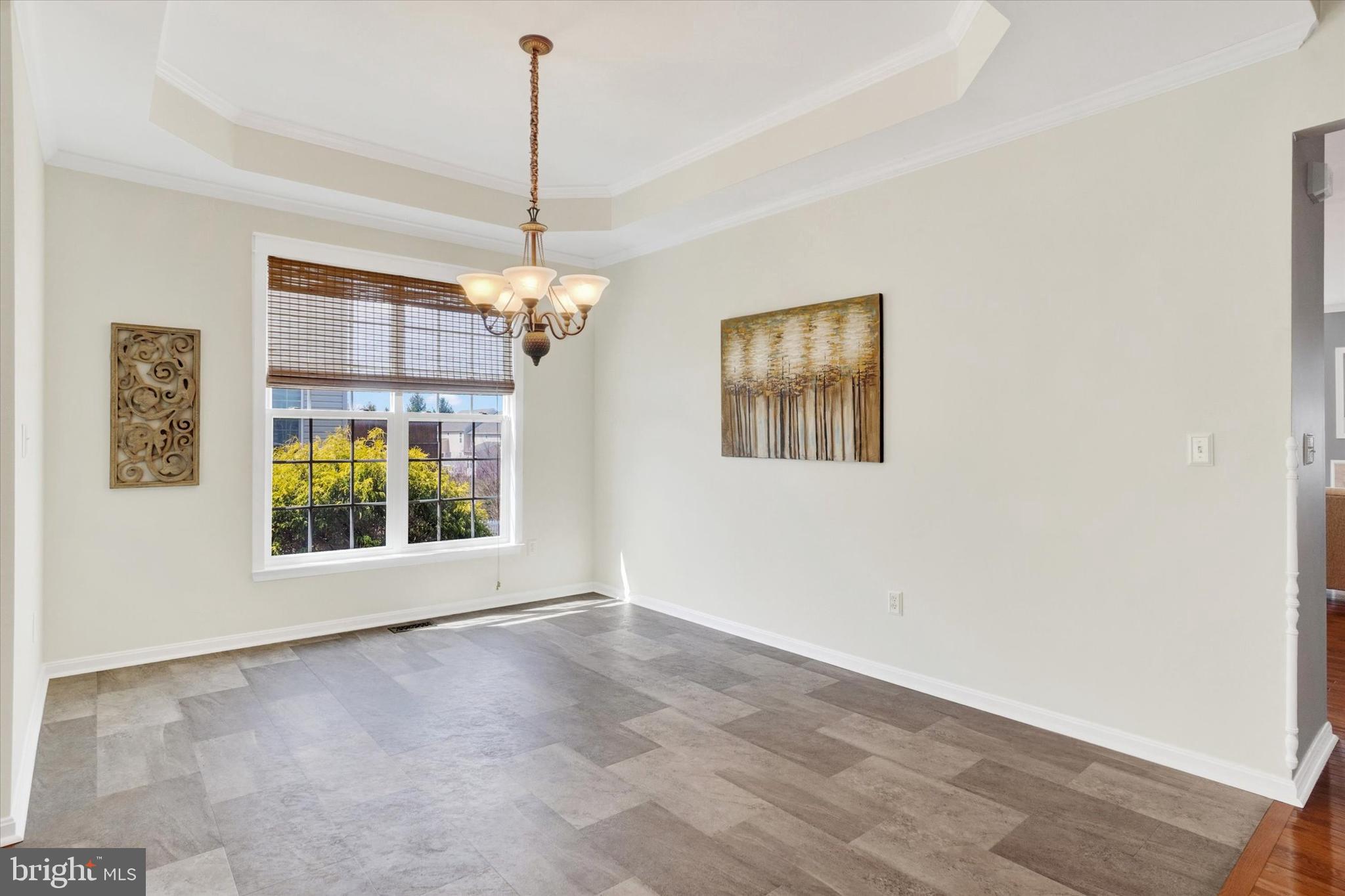 LOGANS RESERVE - Residential