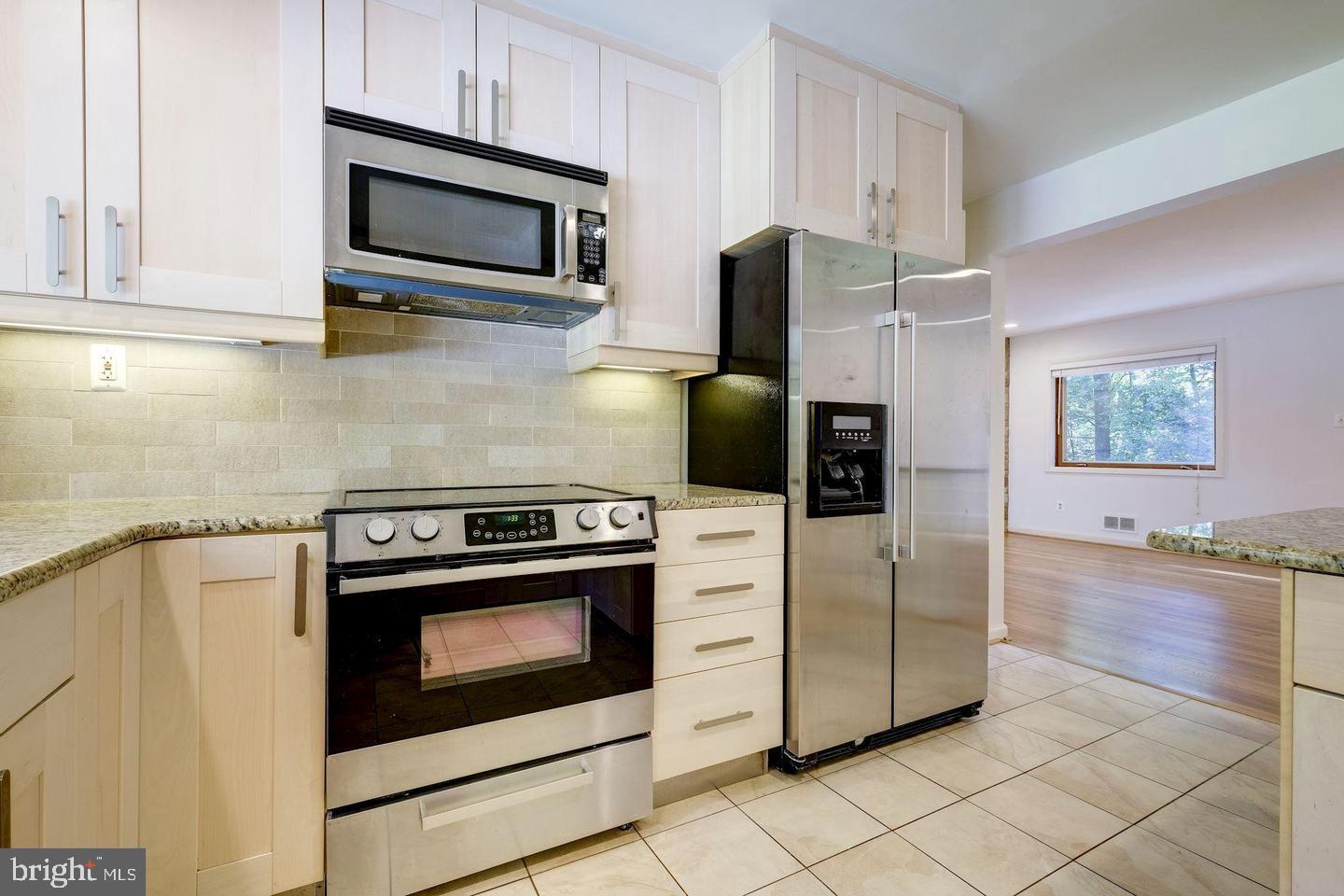 CONGRESSIONAL COUNTRY CLUB ESTATES - Residential Lease