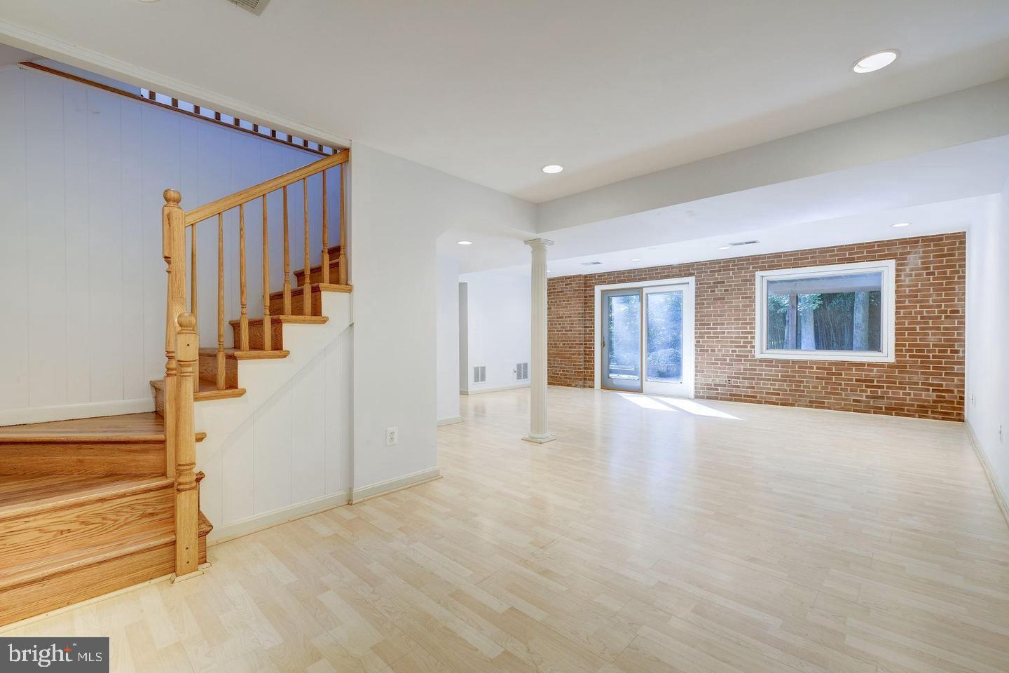 CONGRESSIONAL COUNTRY CLUB ESTATES - Residential Lease