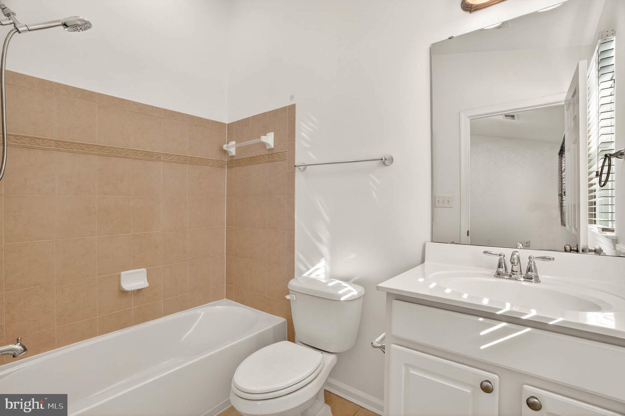 BELMONT STATION - Residential