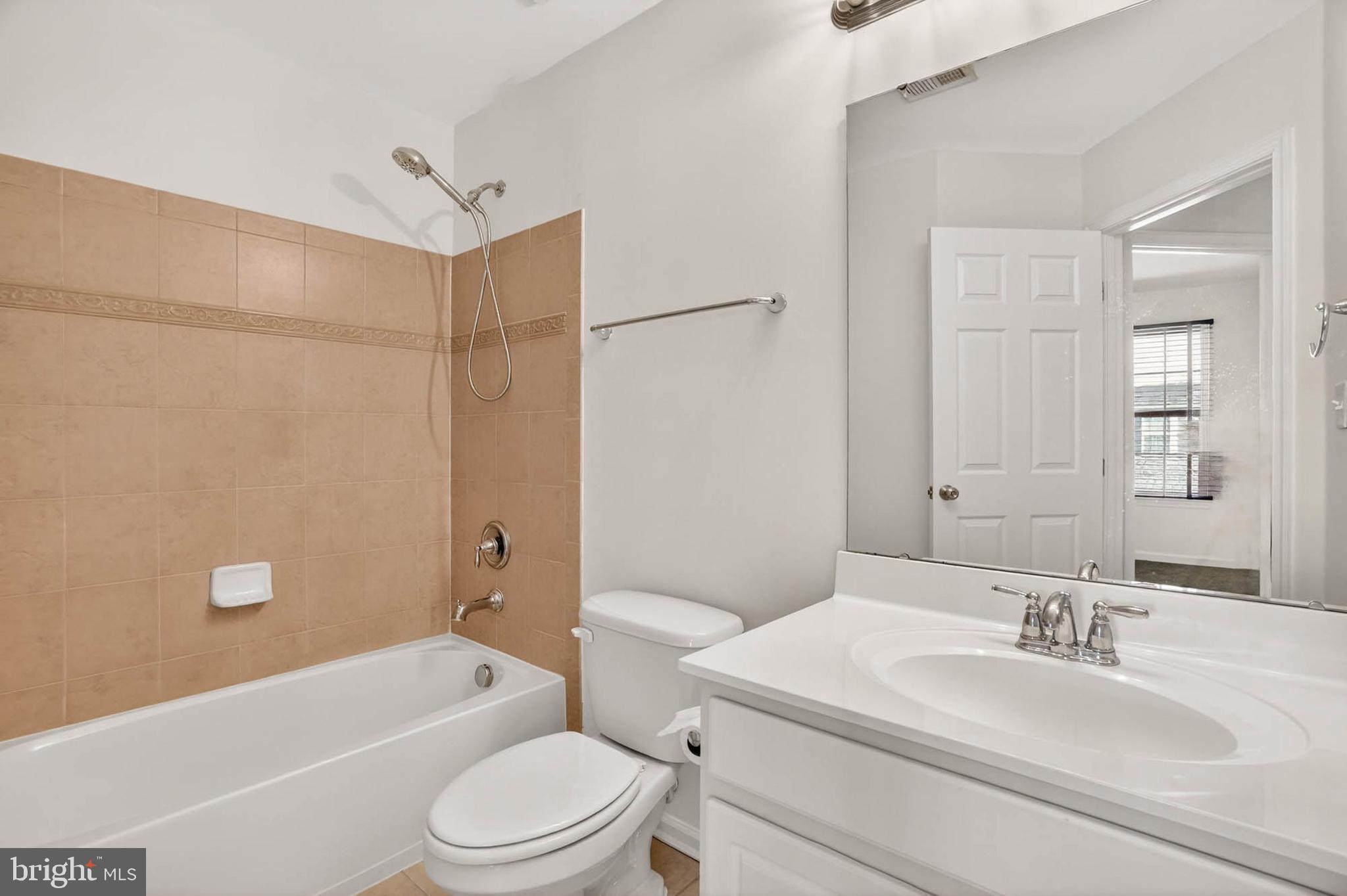 BELMONT STATION - Residential