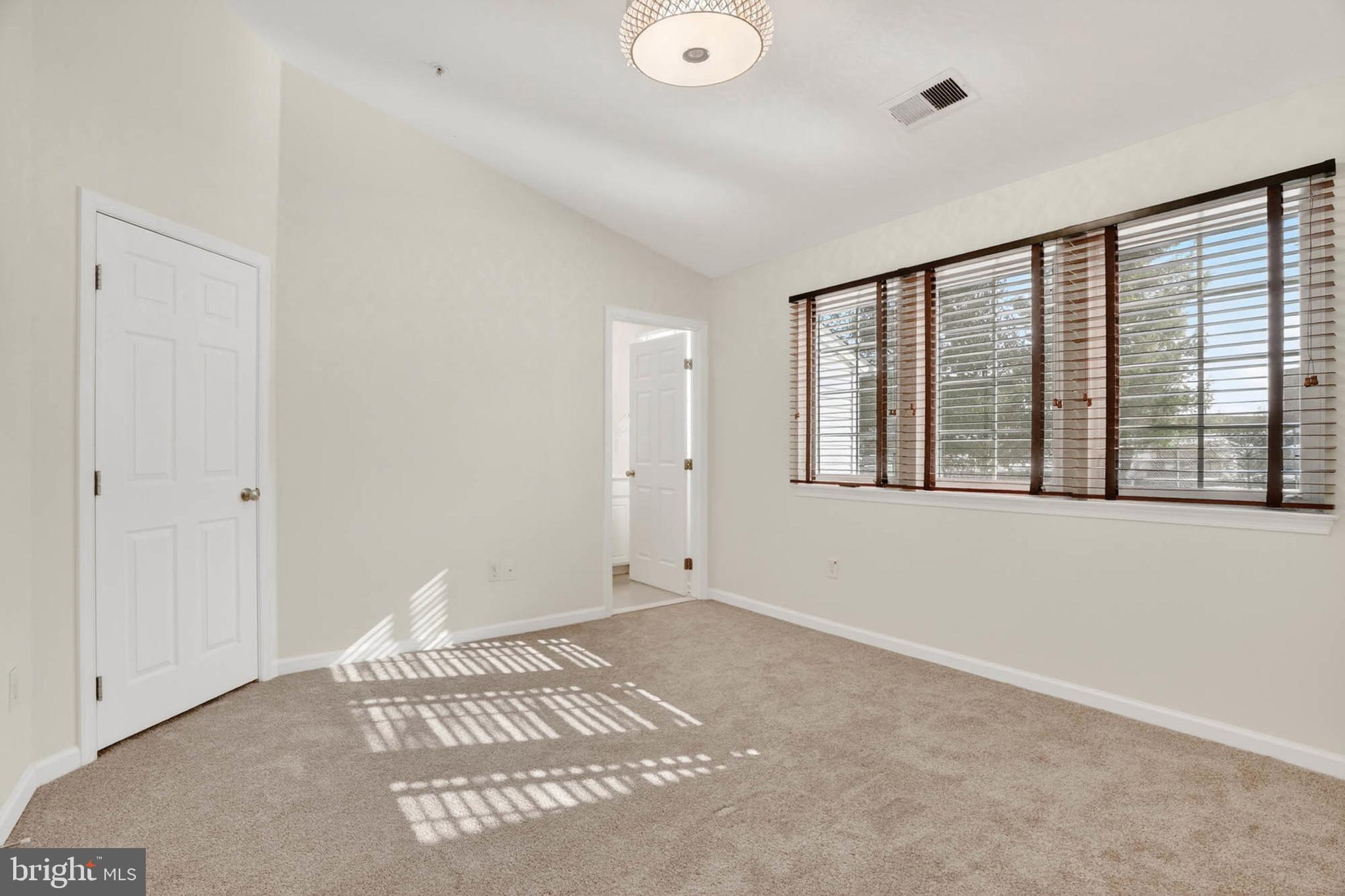 BELMONT STATION - Residential