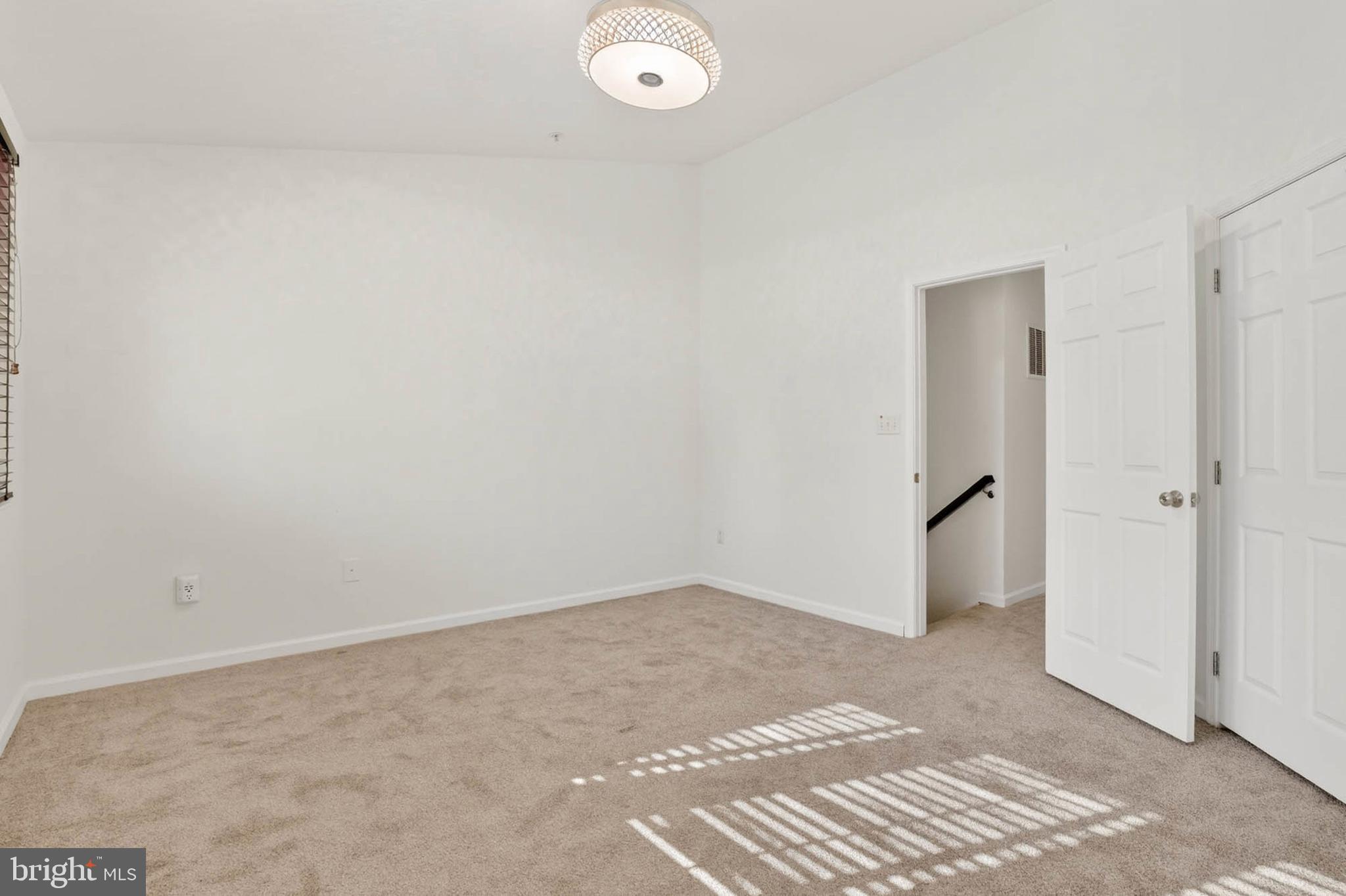 BELMONT STATION - Residential