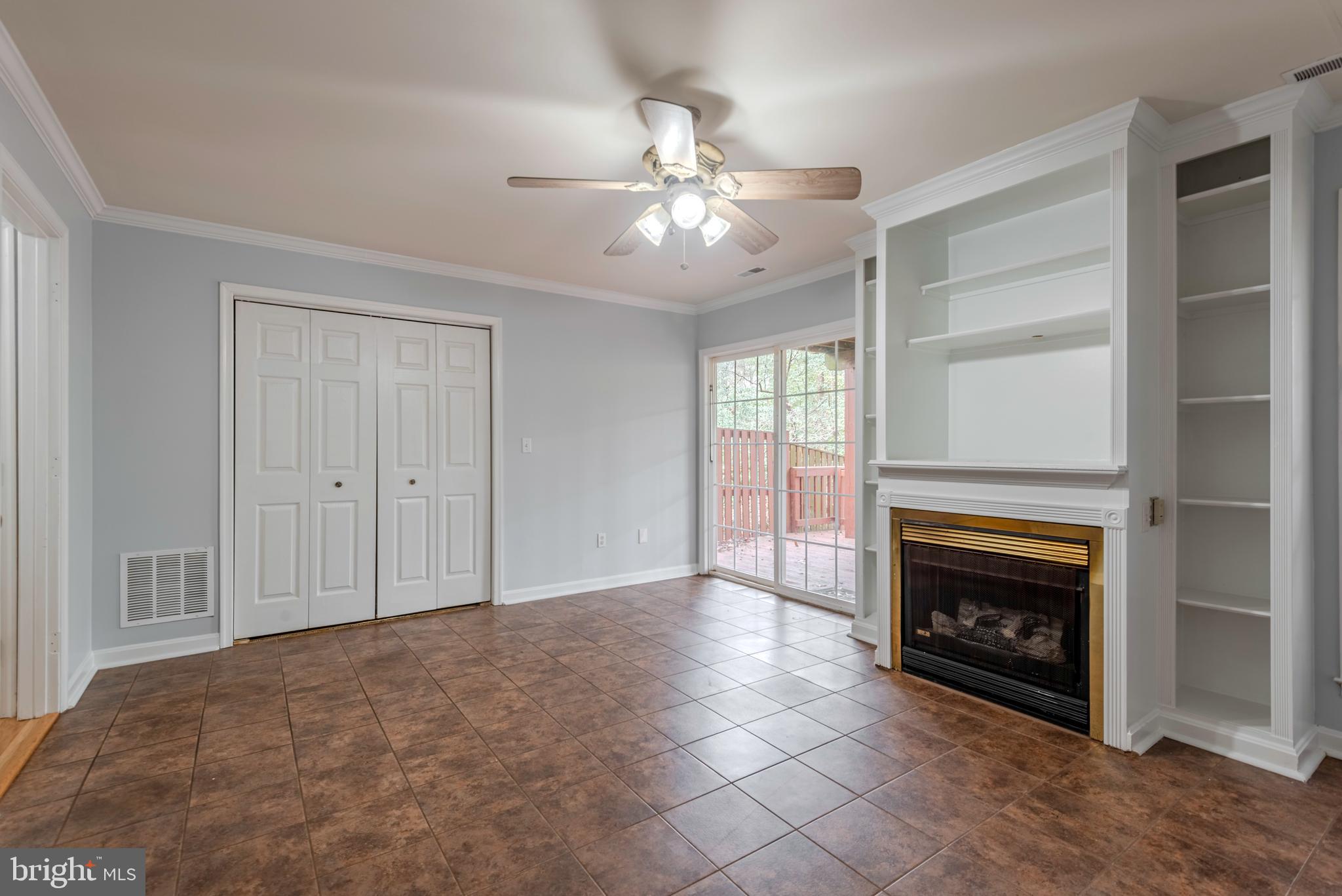 WATERS EDGE AT WOODS LANDING - Residential Lease