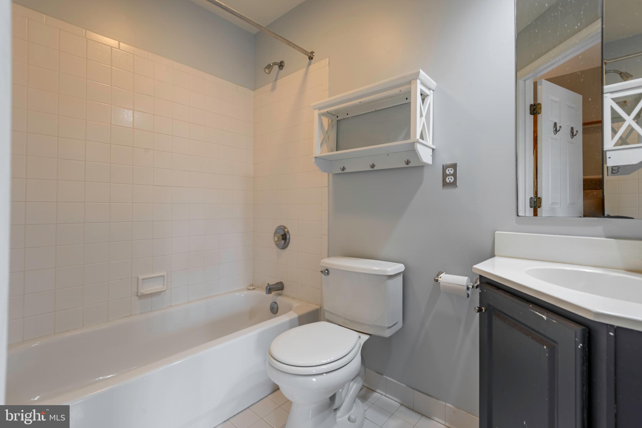 WATERS EDGE AT WOODS LANDING - Residential Lease