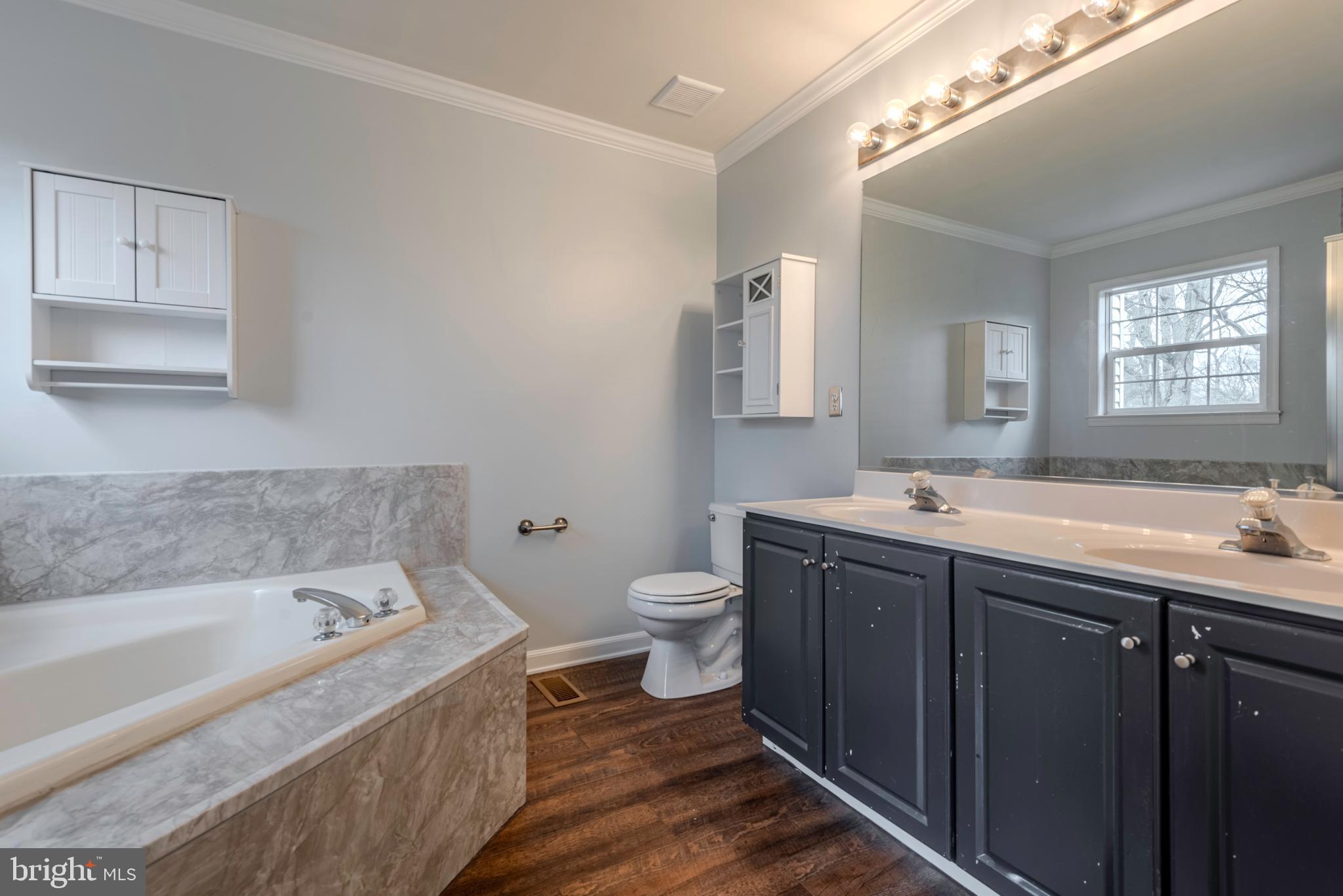 WATERS EDGE AT WOODS LANDING - Residential Lease