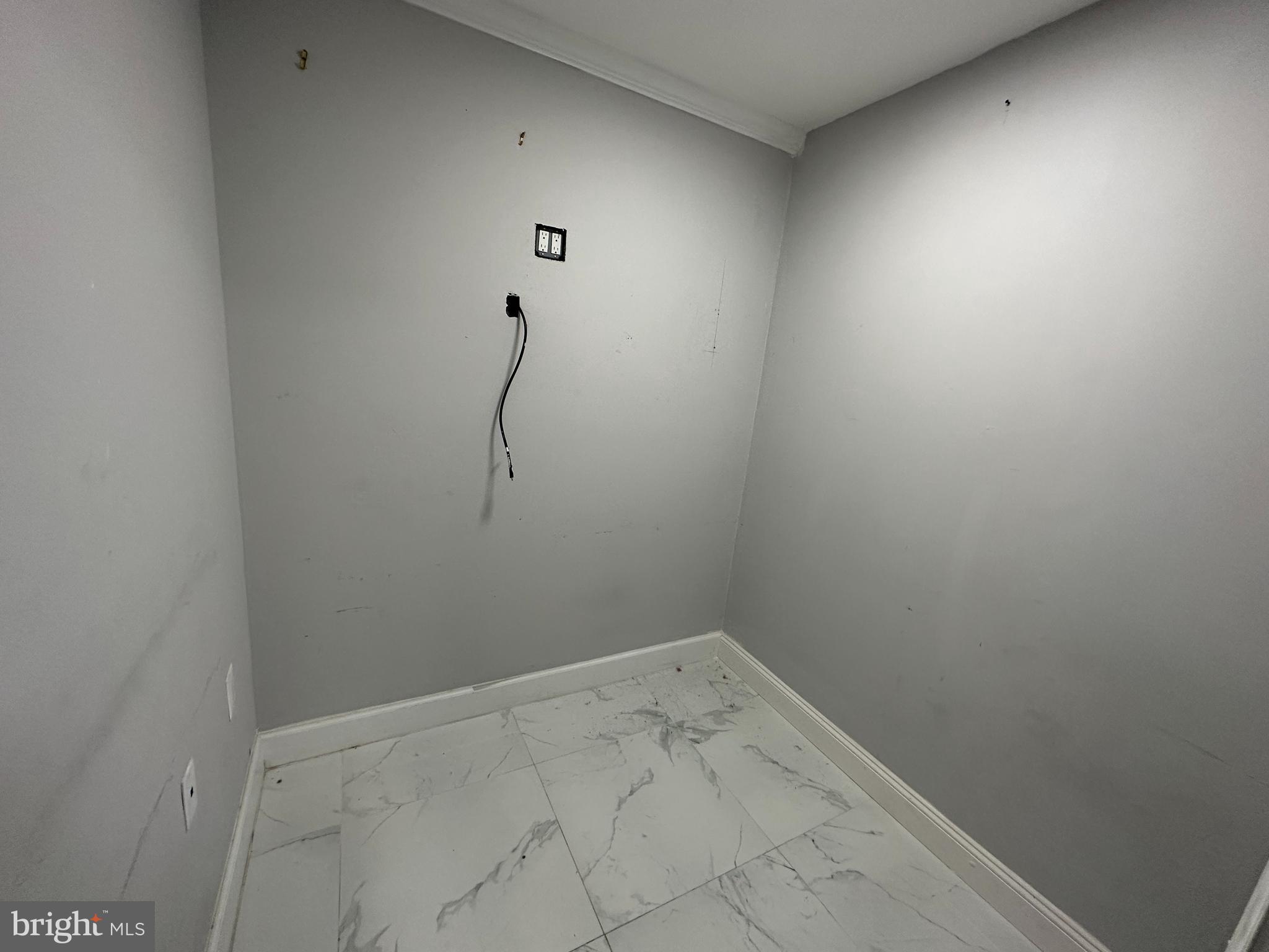 RITCHIE - Commercial Lease