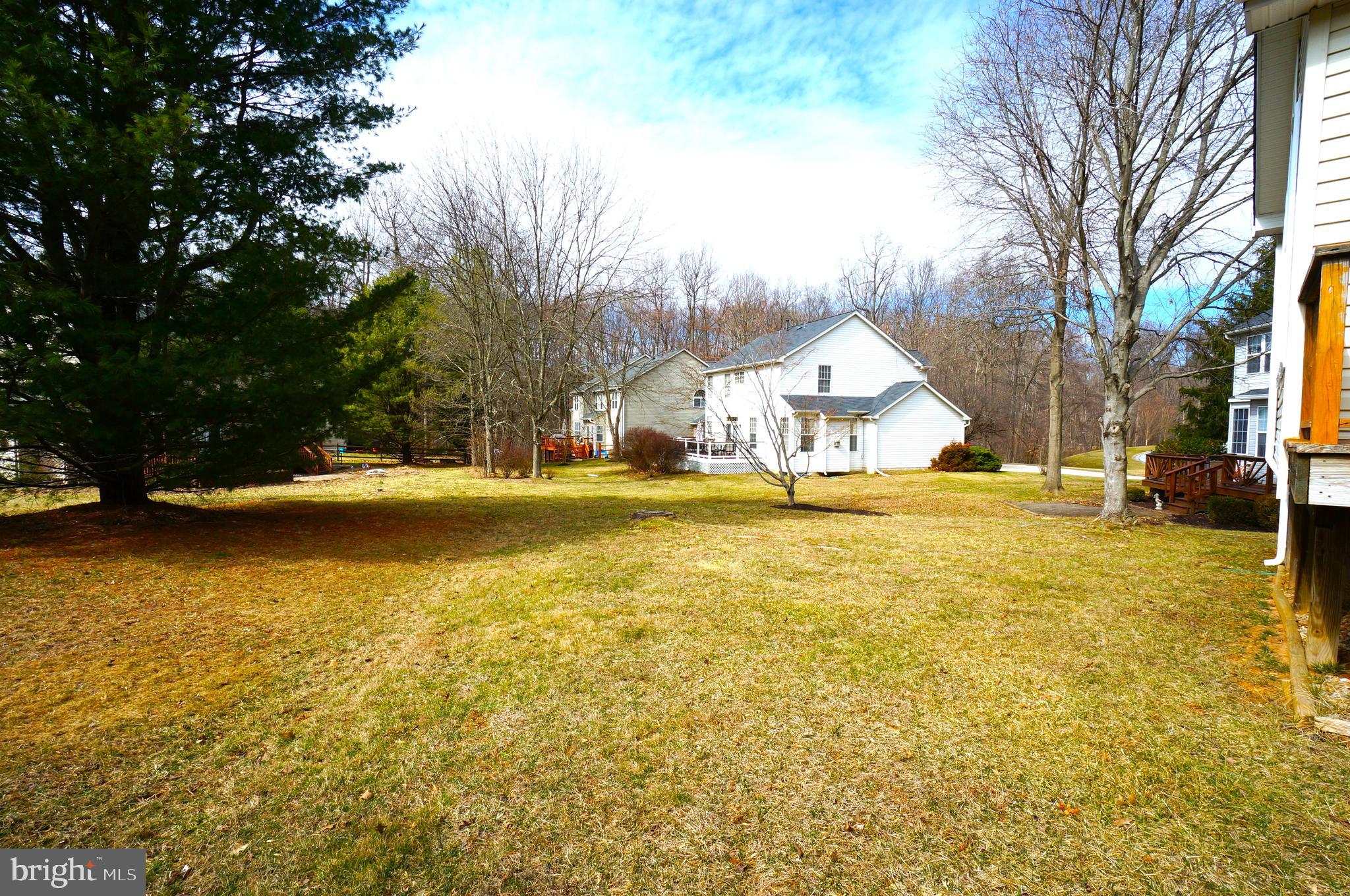 TRAILS AT WOODLOT - Residential