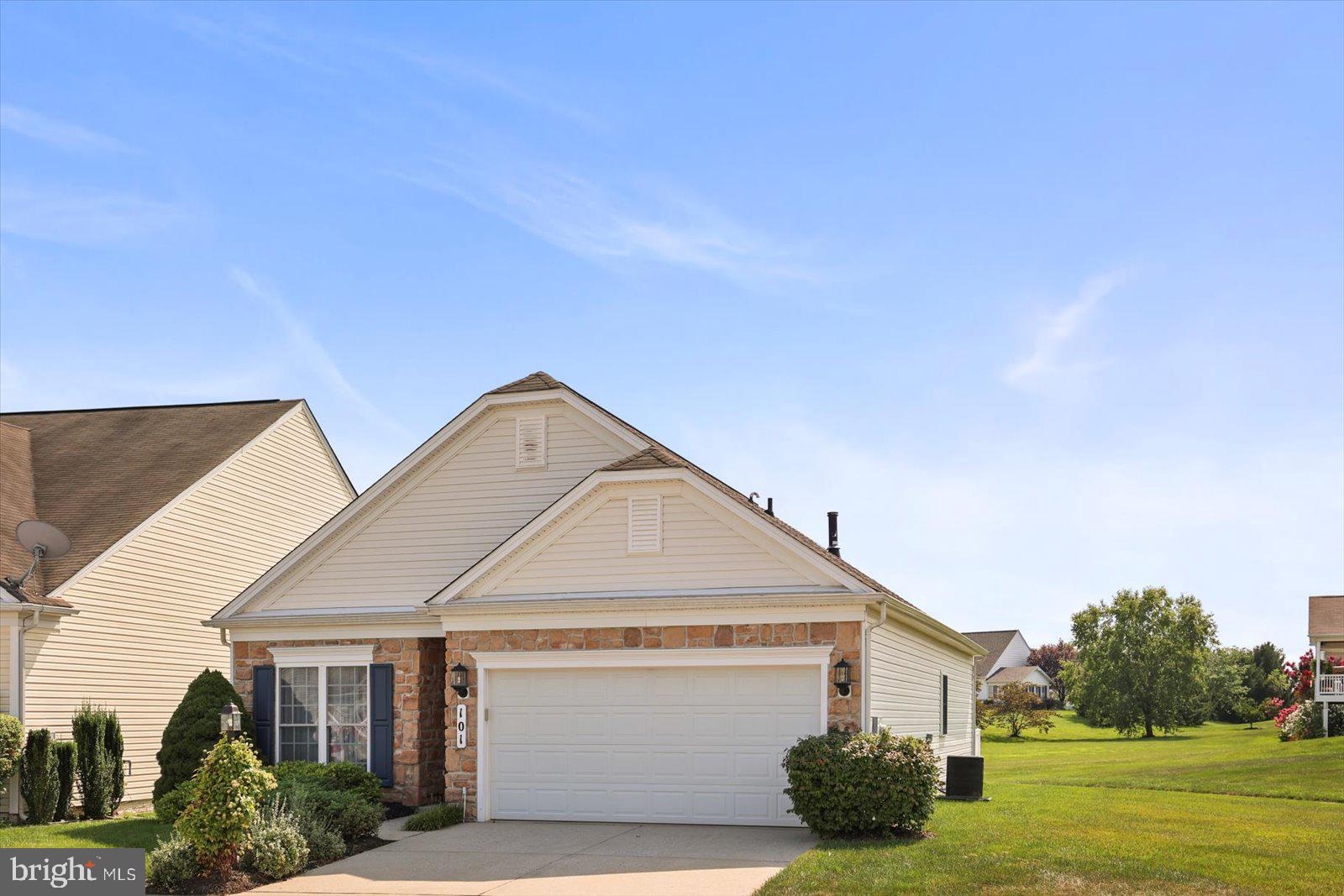 CARROLL VISTA - Residential