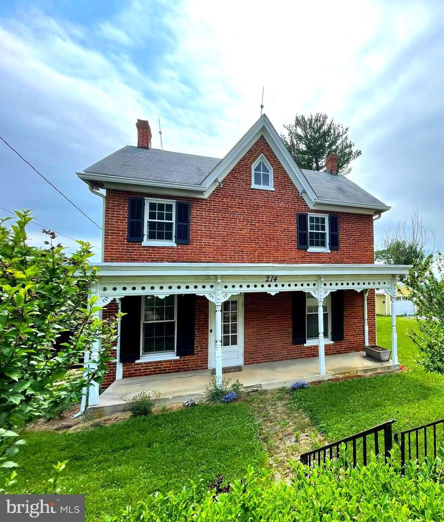 Beautiful historic 3 bedroom 1 1/2 bath home available for rent in Boonsboro.  Featuring exposed wood beams and brick , large country kitchen with bonus space that was the original summer kitchen.  Huge living room and spacious bedrooms.  Large deck and yard.   Pets are case by case with strong application, additional Monthly pet rent.  Maximum 2 pets (no exceptions).  Breed restrictions will apply.