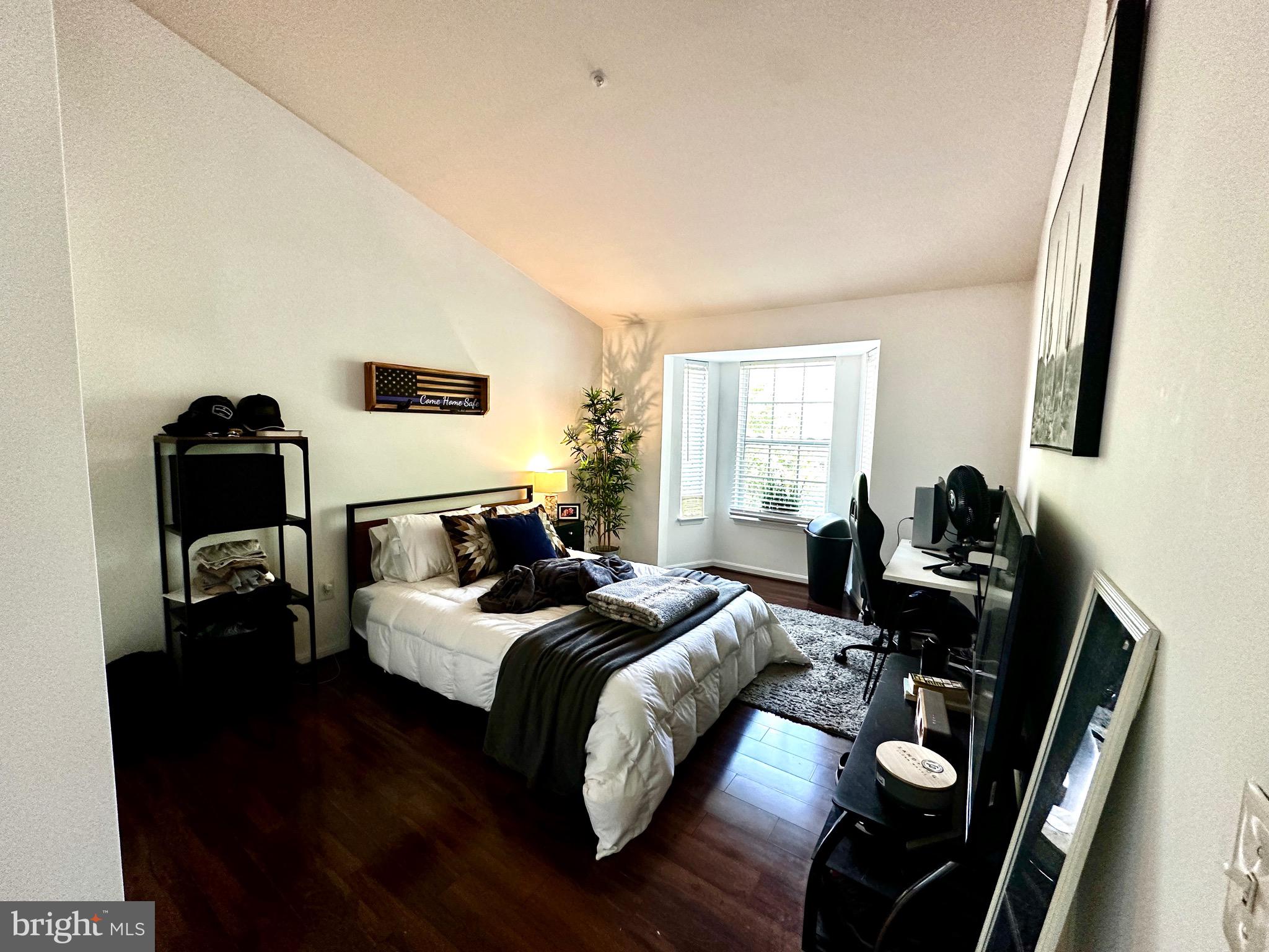 FOUNDERS WALK - Residential Lease